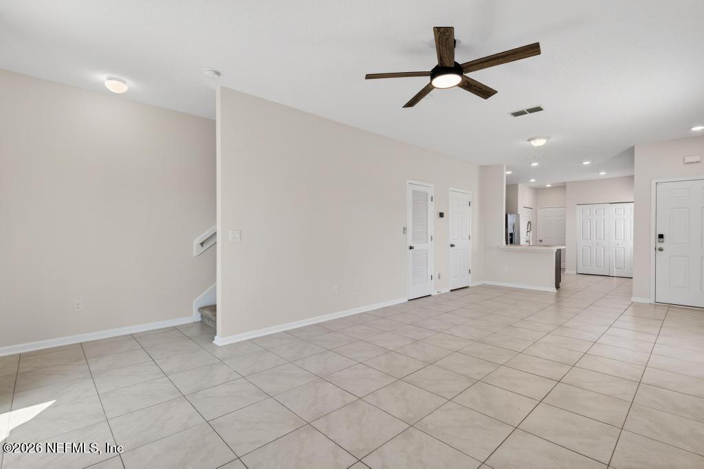 909 CAPITOL Parkway