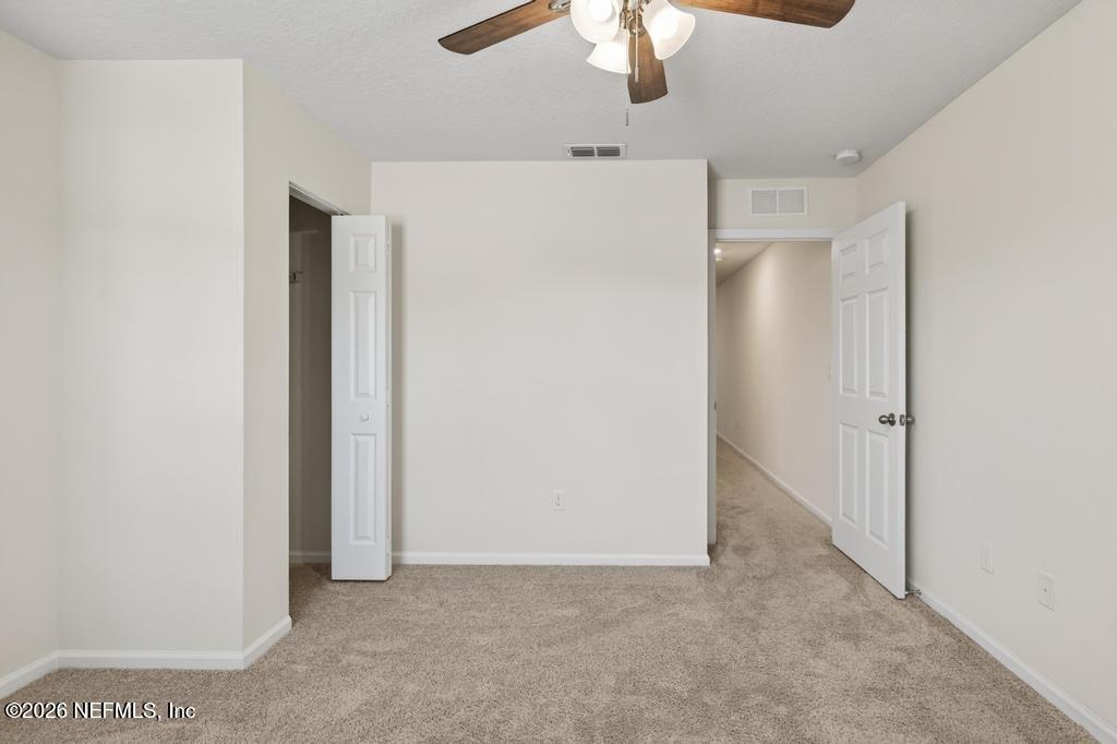 909 CAPITOL Parkway
