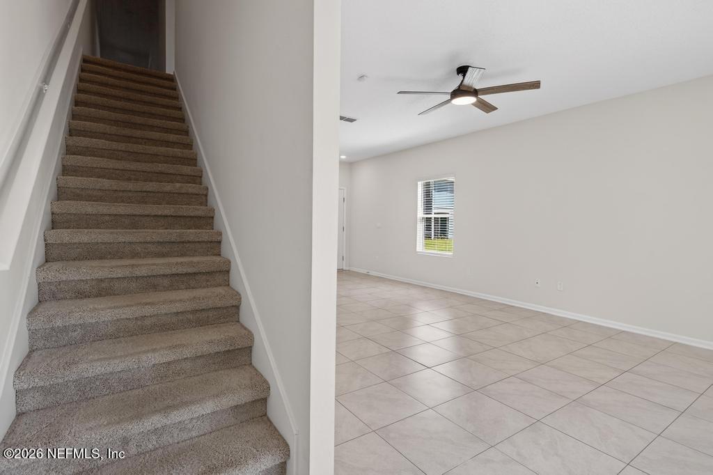 909 CAPITOL Parkway
