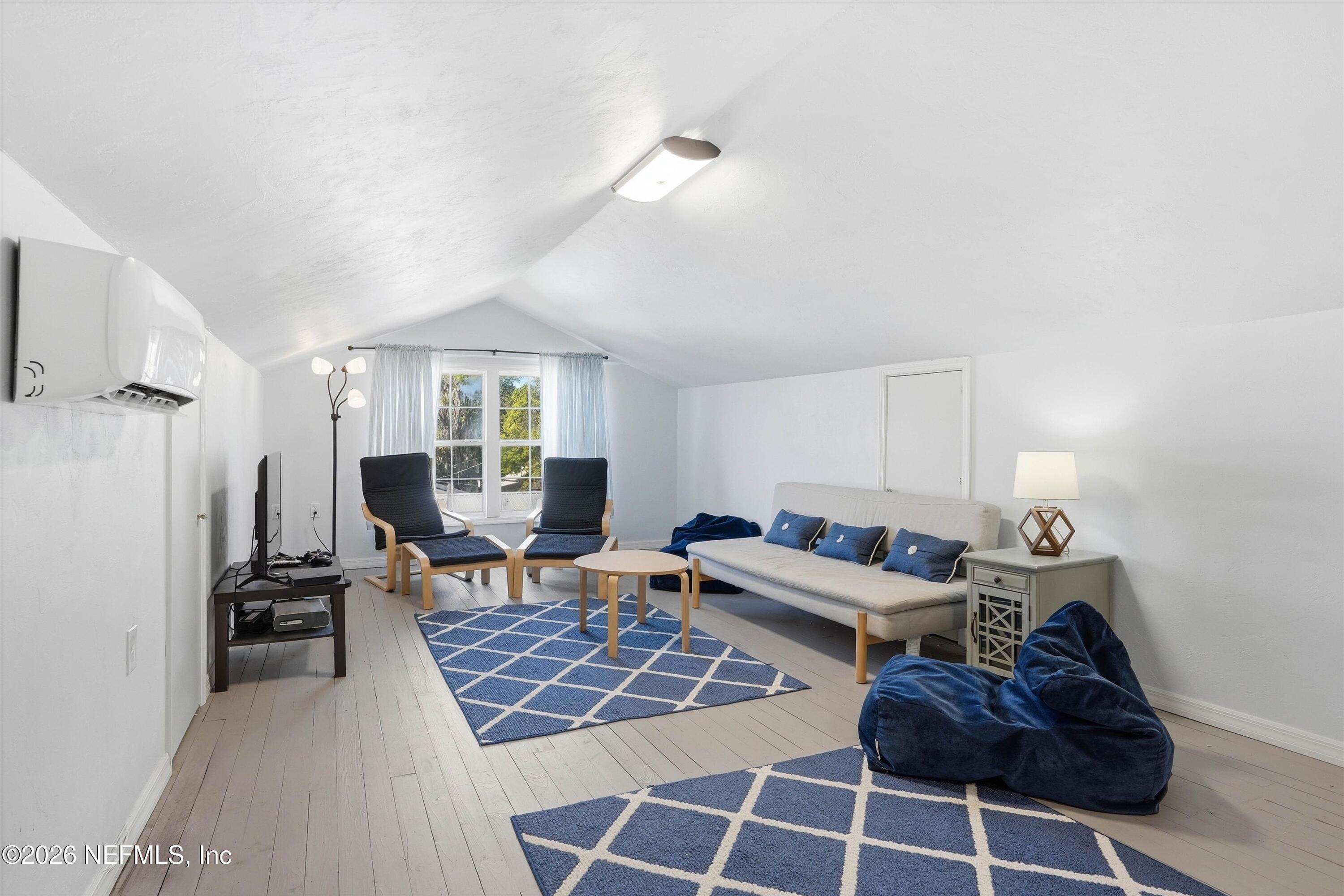 6189 KINGSLEY LAKE Drive