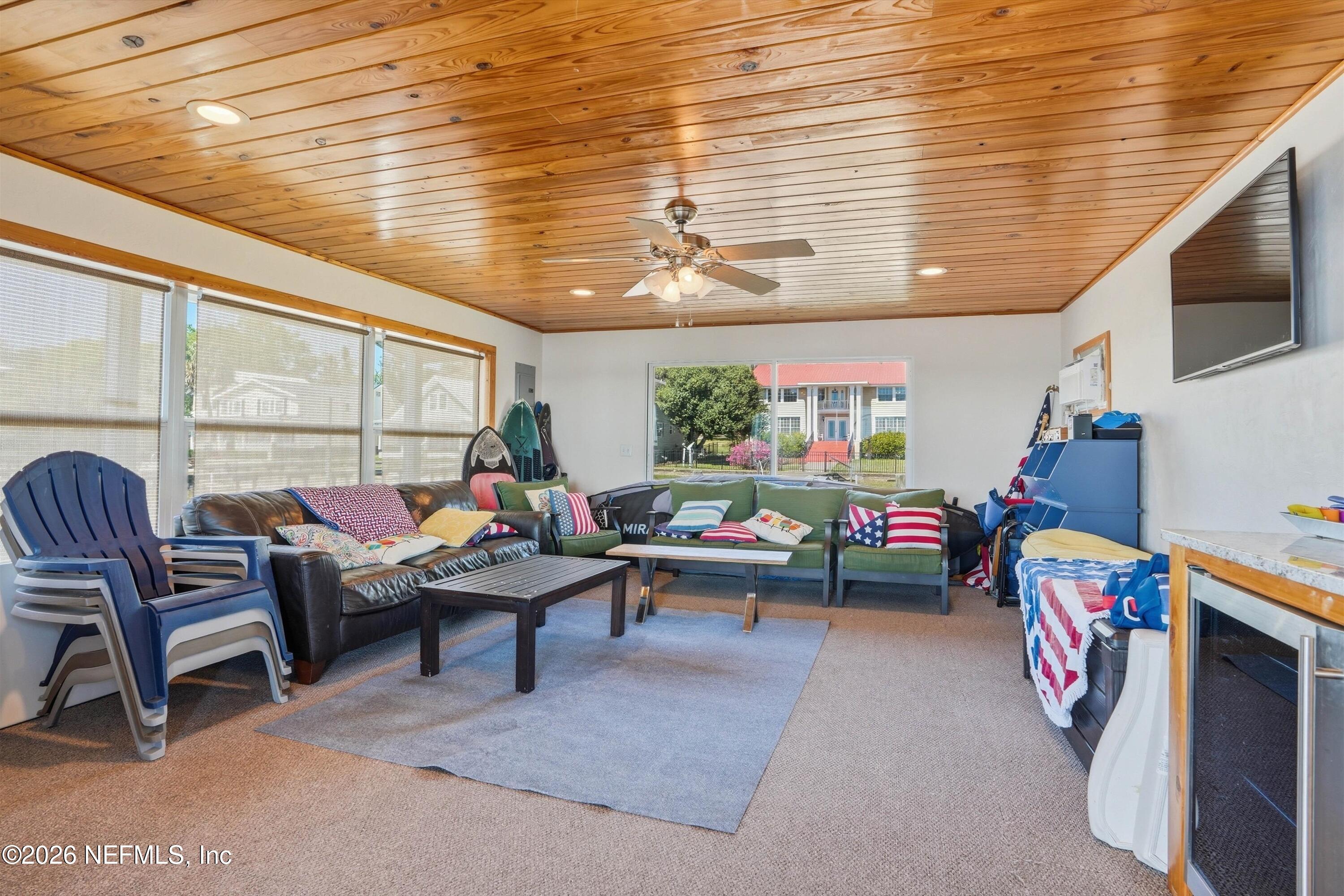 6189 KINGSLEY LAKE Drive