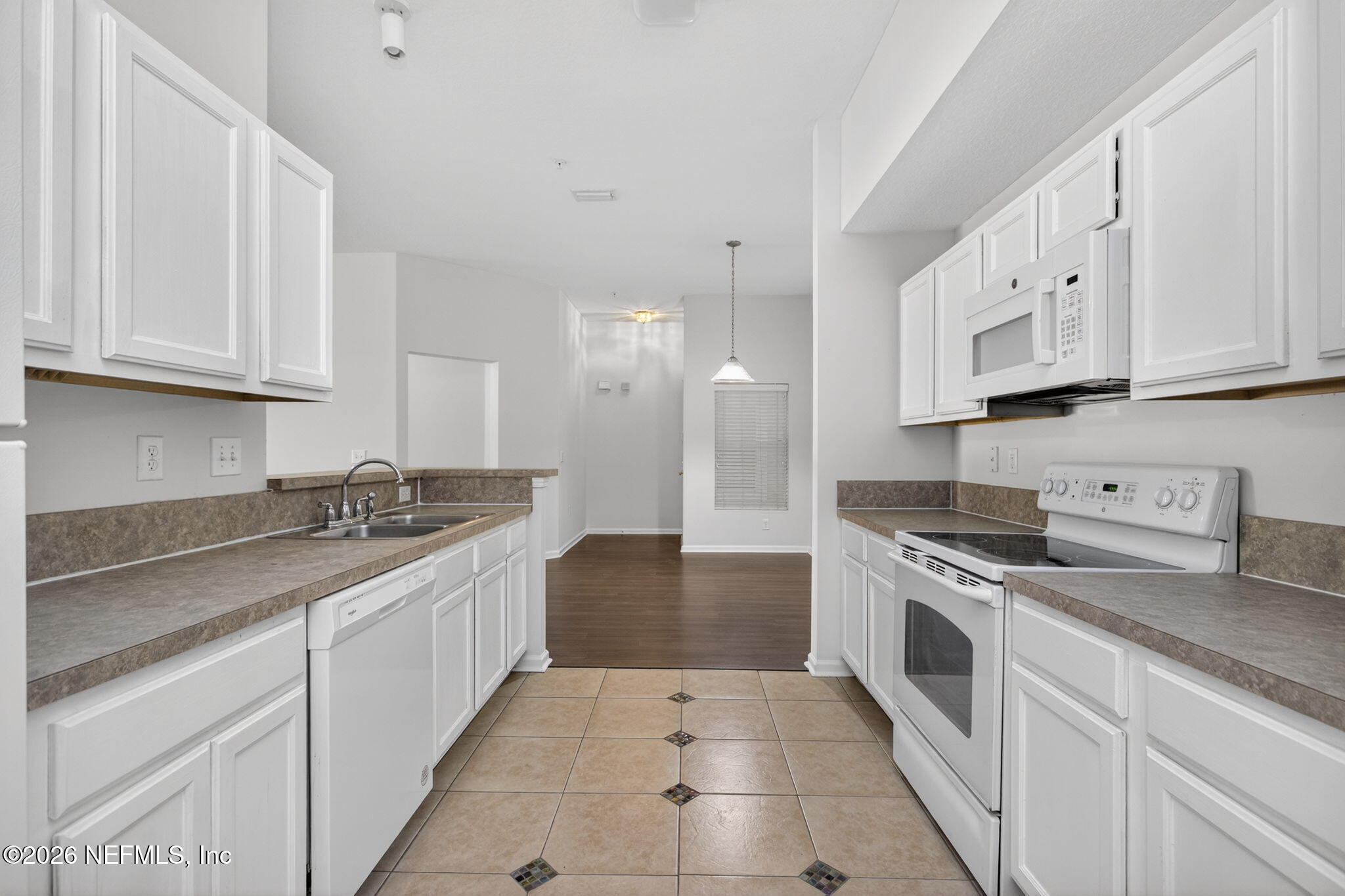6087 MAGGIES Circle 106