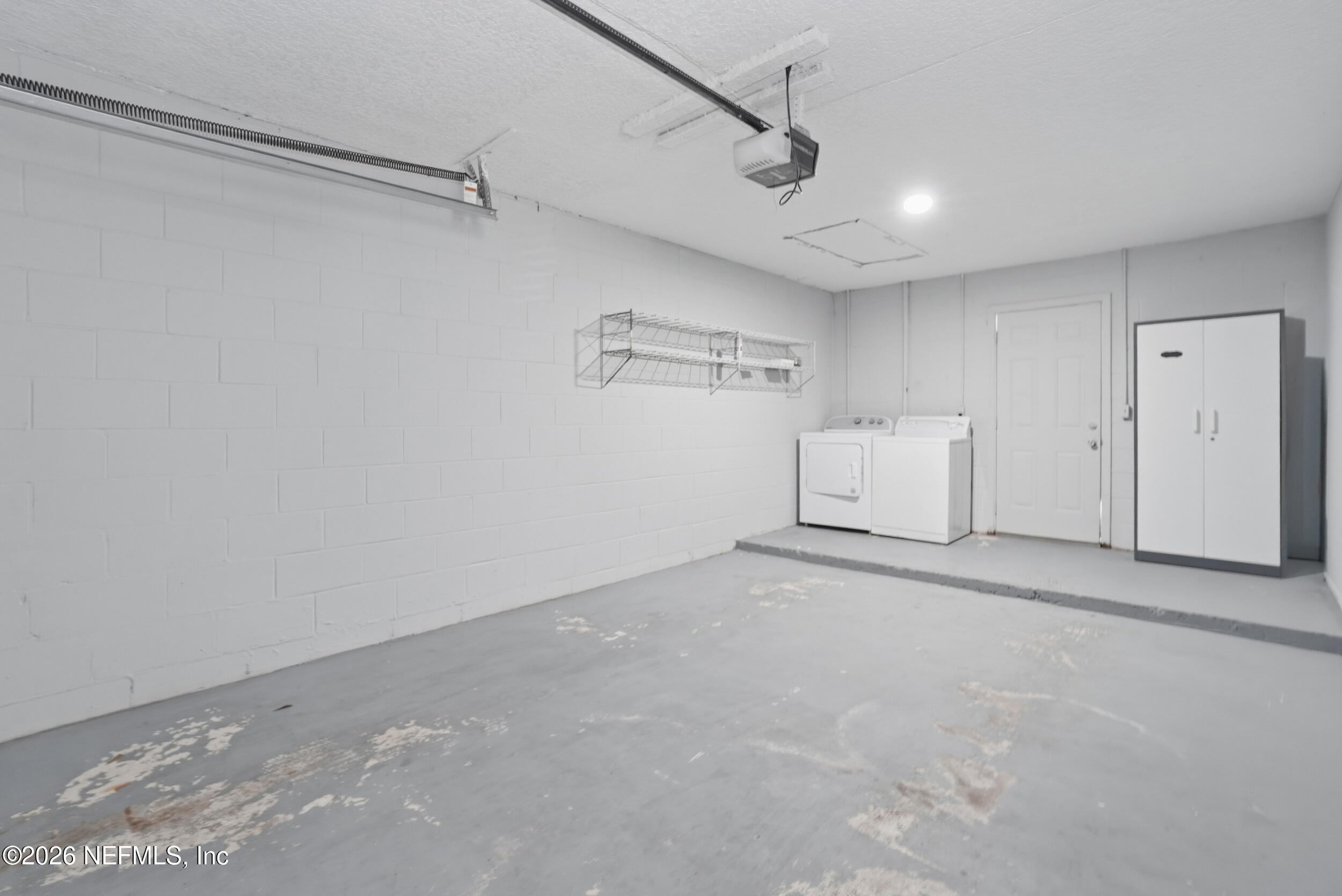 3419 ISLANDER Way