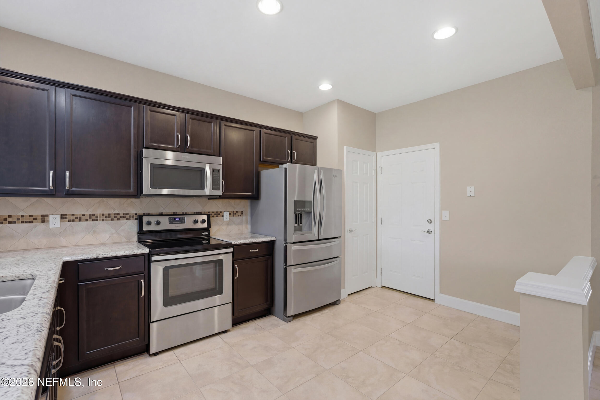 6876 WOODY VINE Drive 0