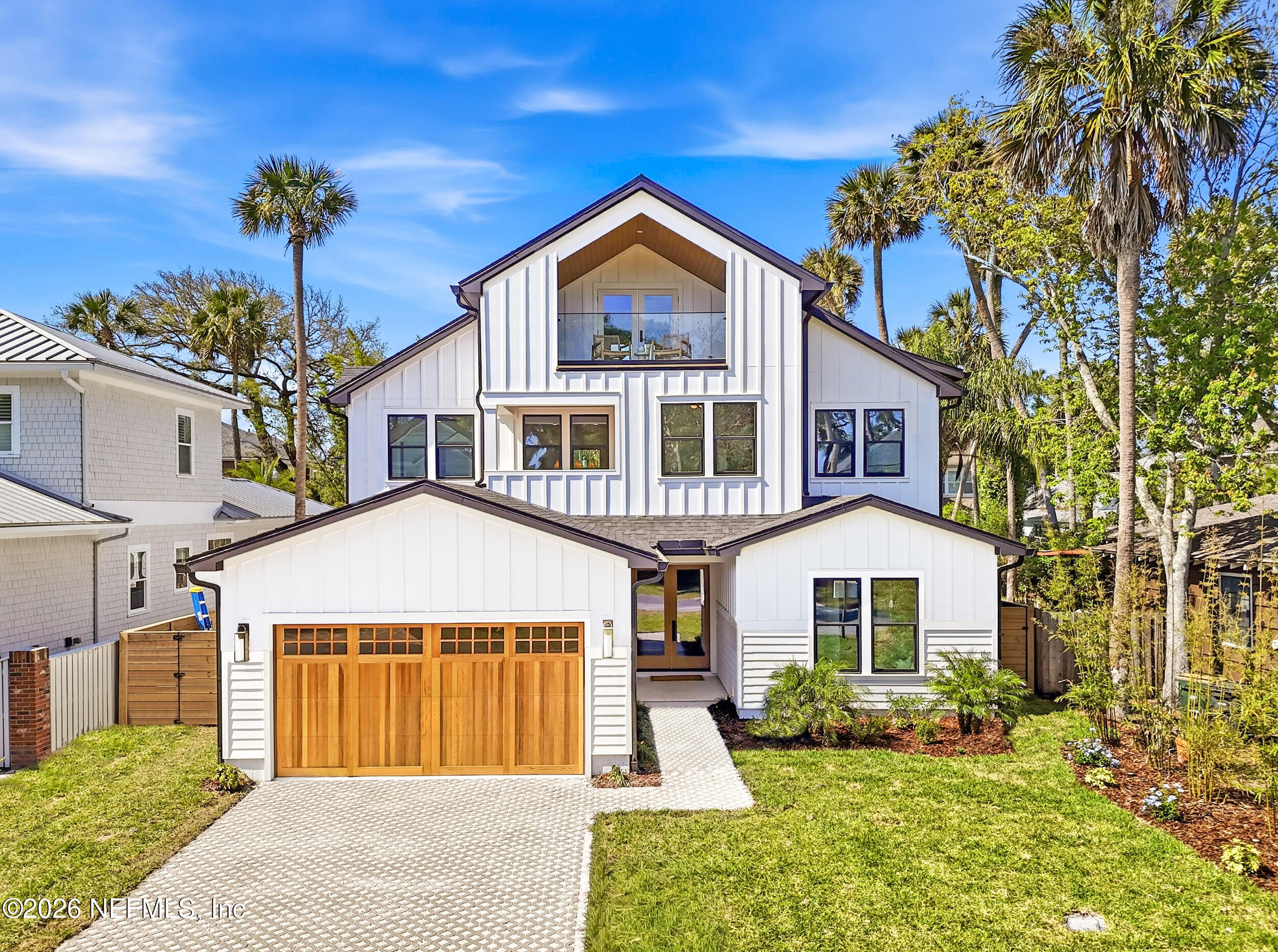 371 9TH Street