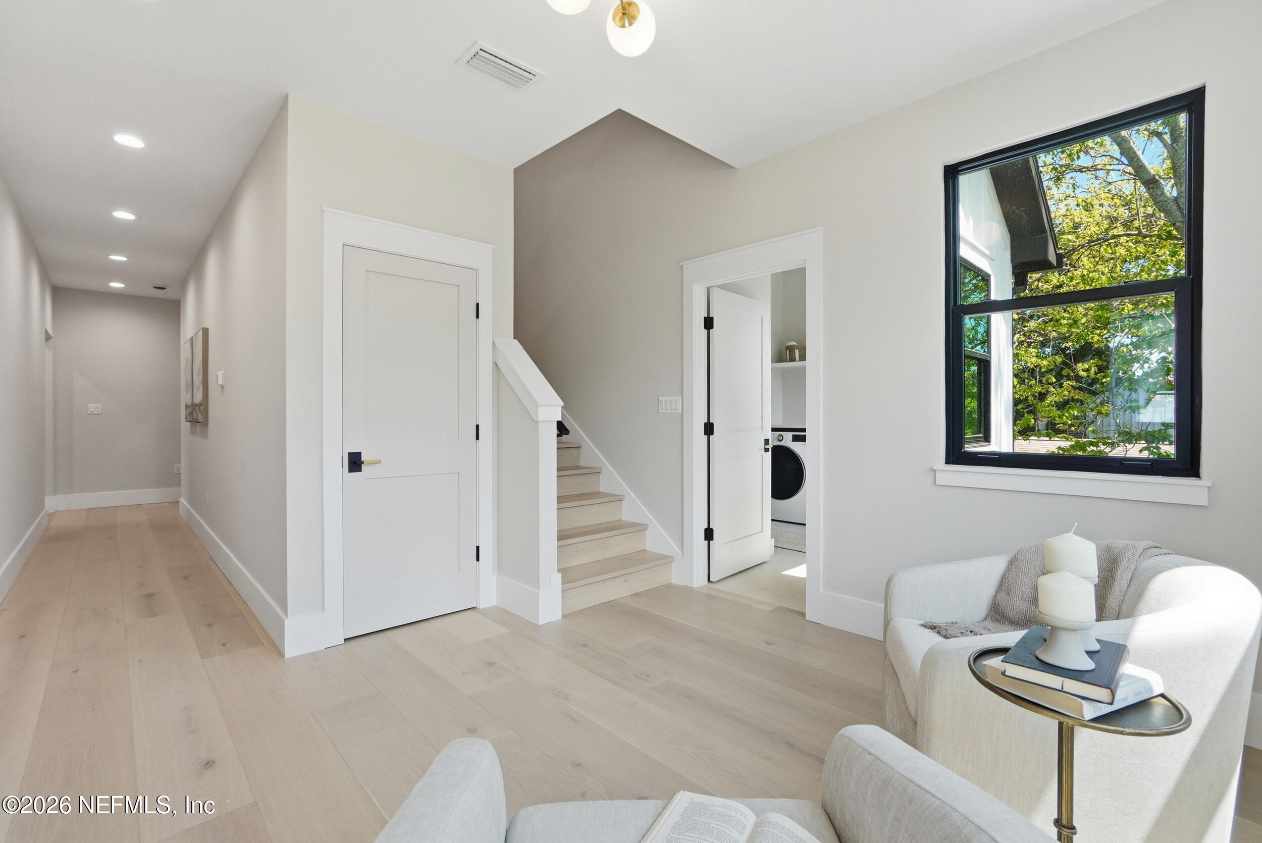 371 9TH Street