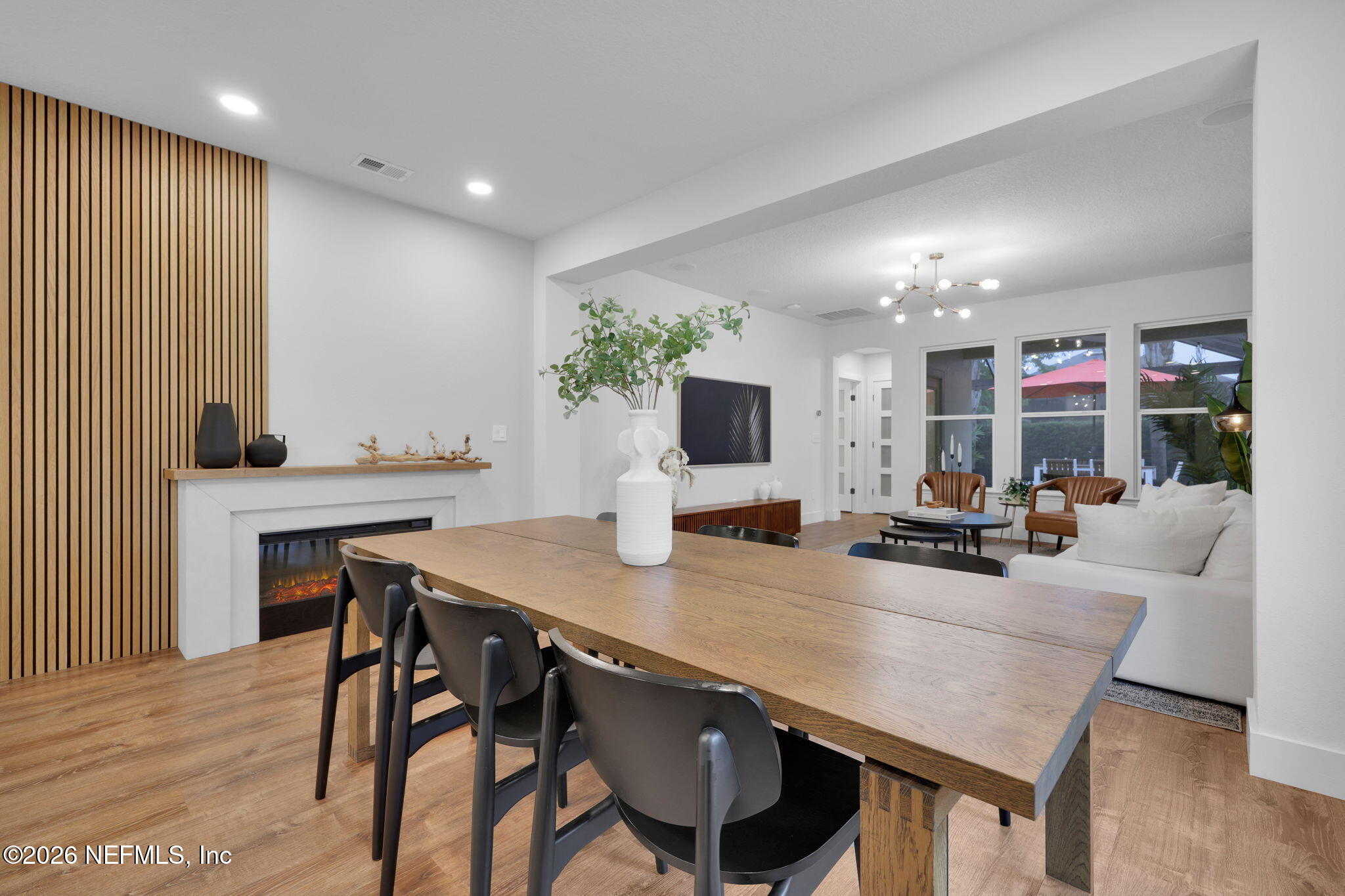 180 TAYLOR RIDGE Avenue