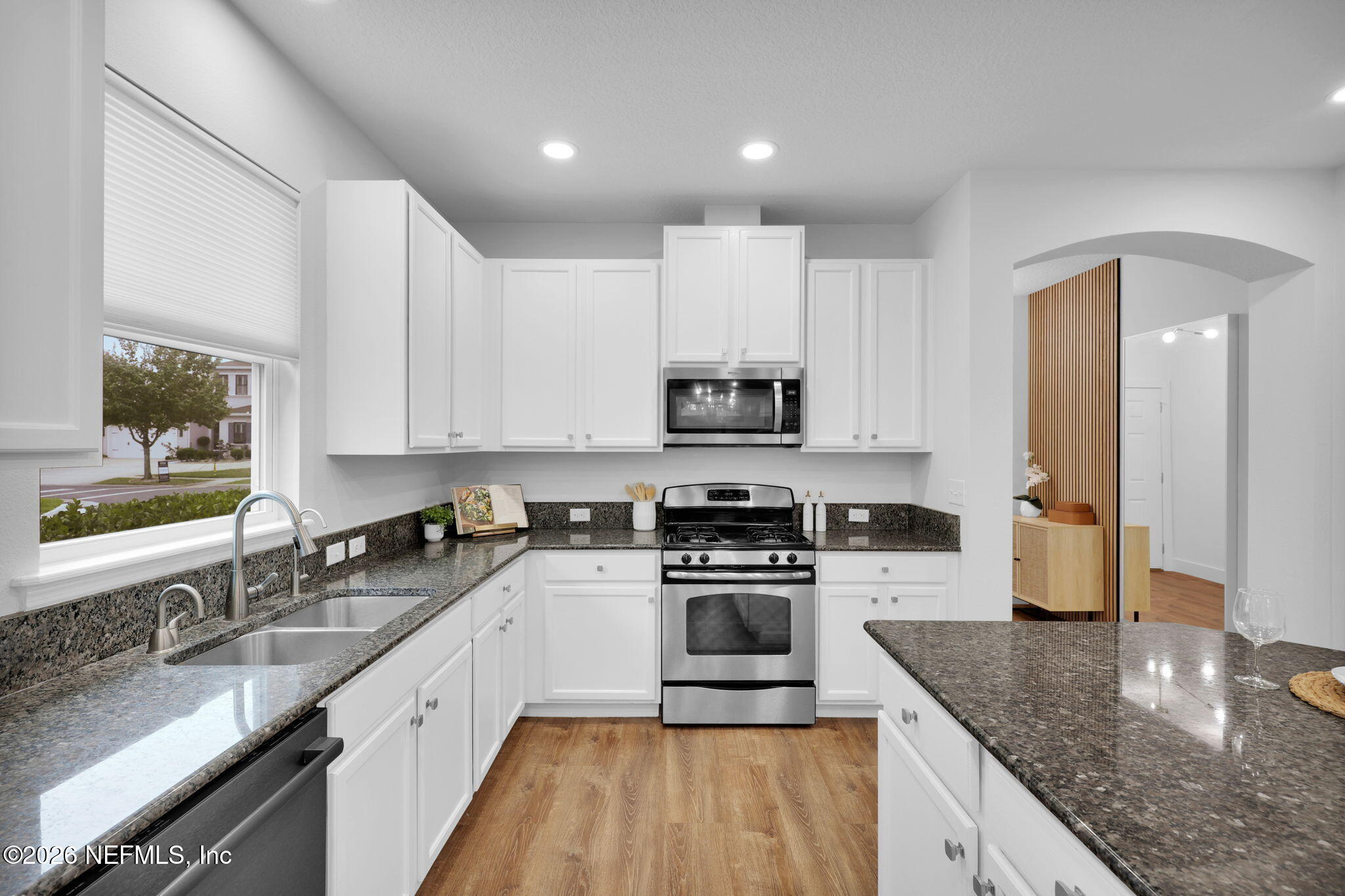 180 TAYLOR RIDGE Avenue