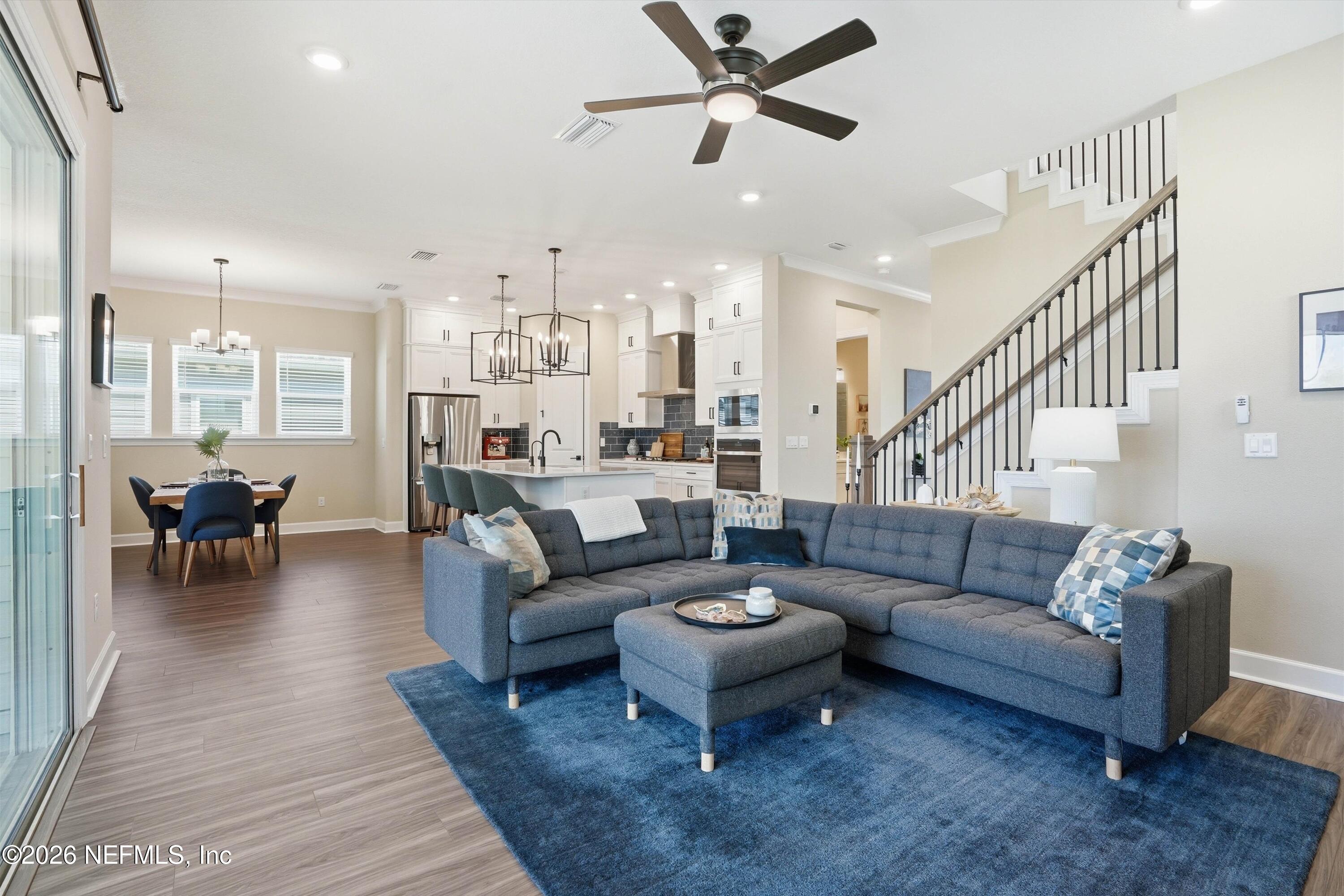 5611 SERENE Street