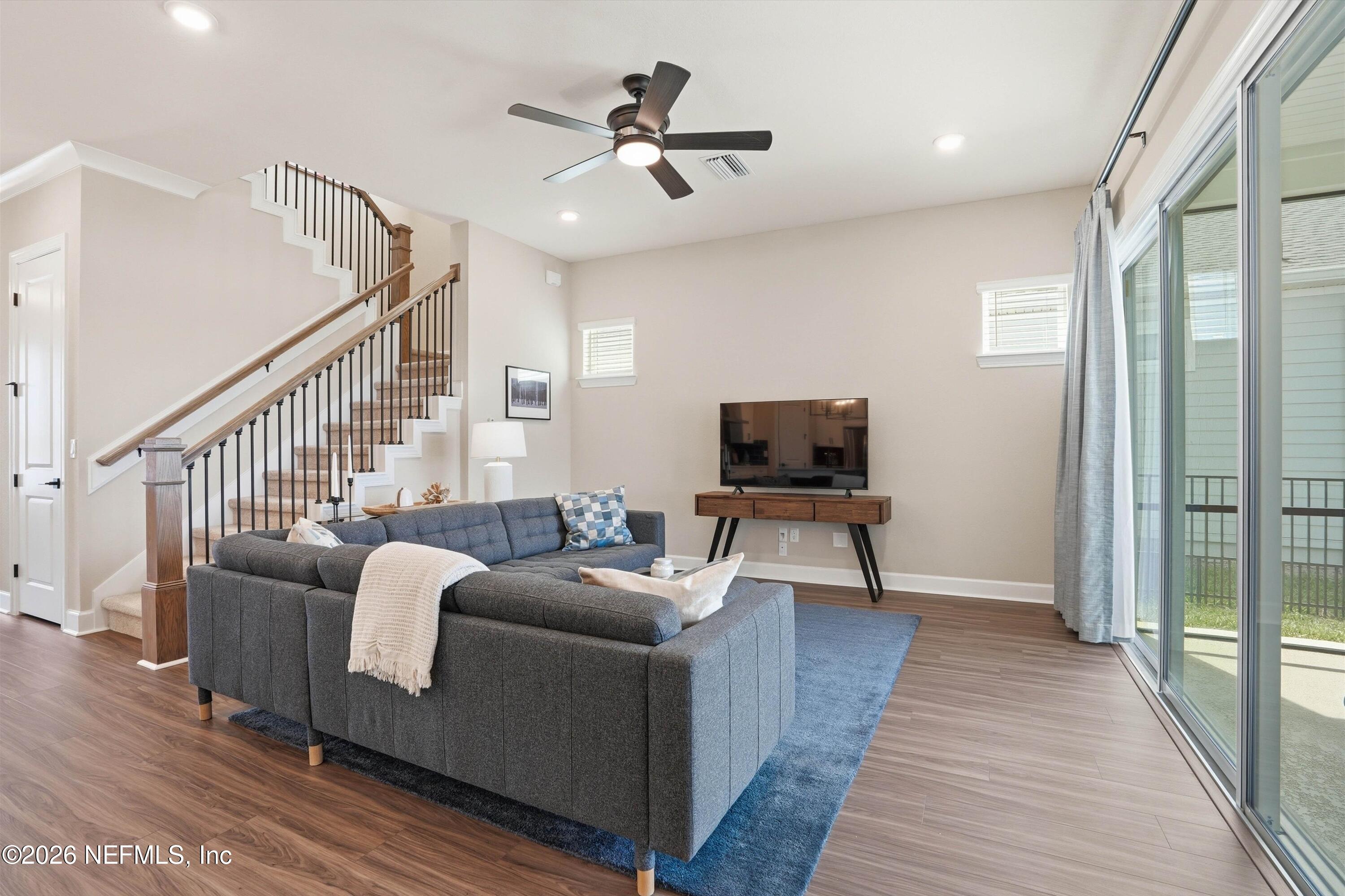 5611 SERENE Street