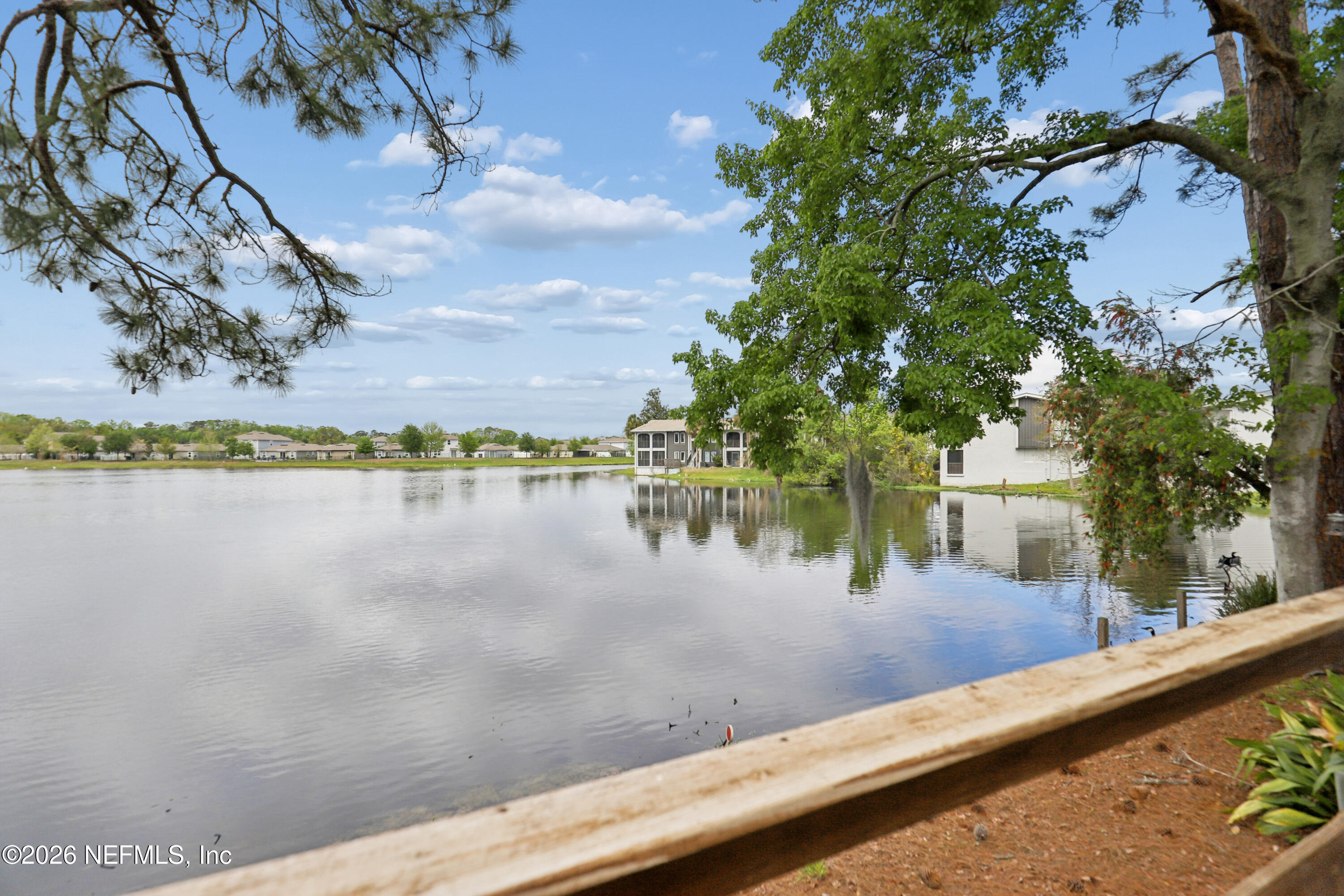 8118 BAYMEADOWS Circle E 17