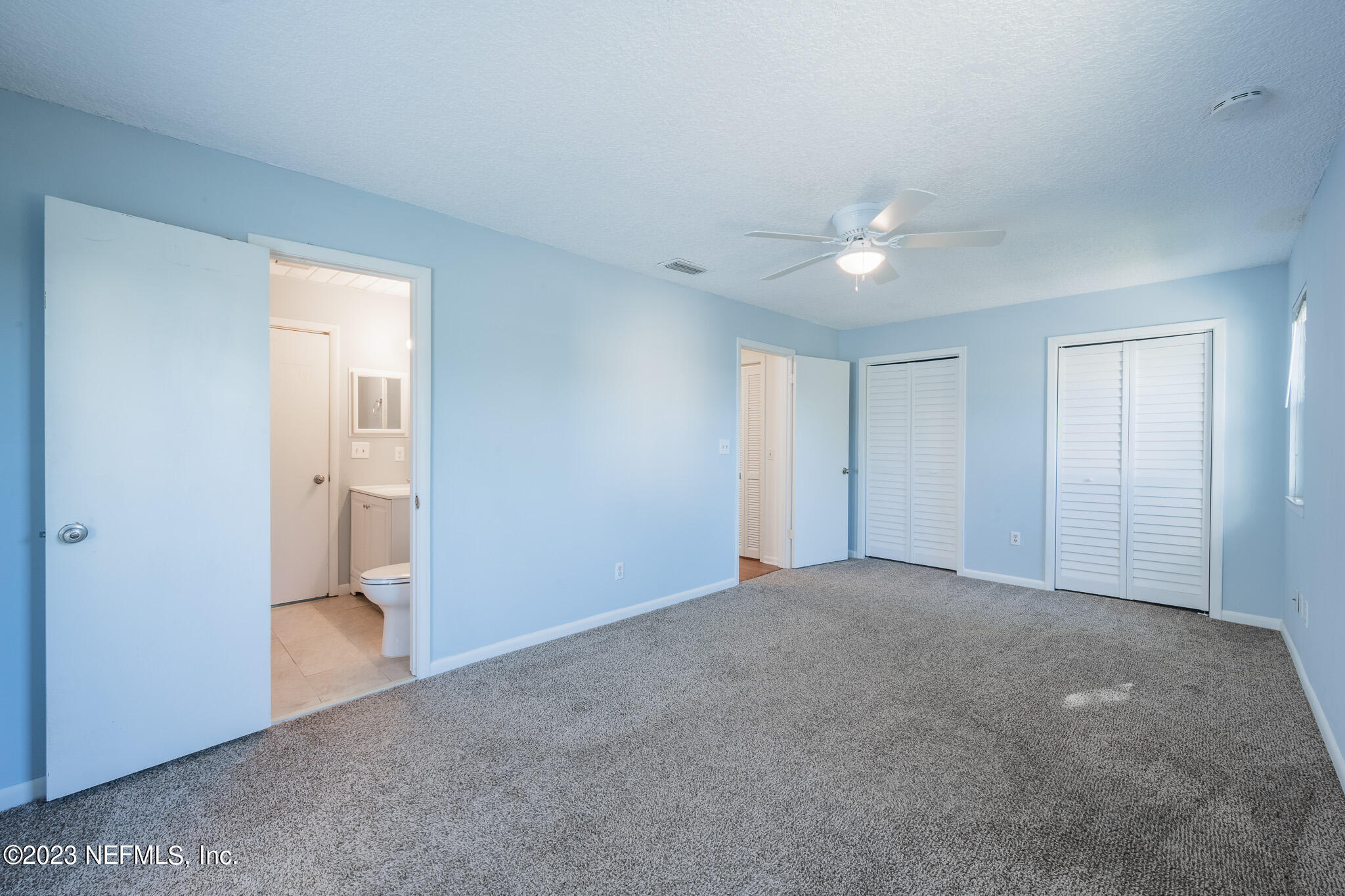 597 STURDIVANT Avenue