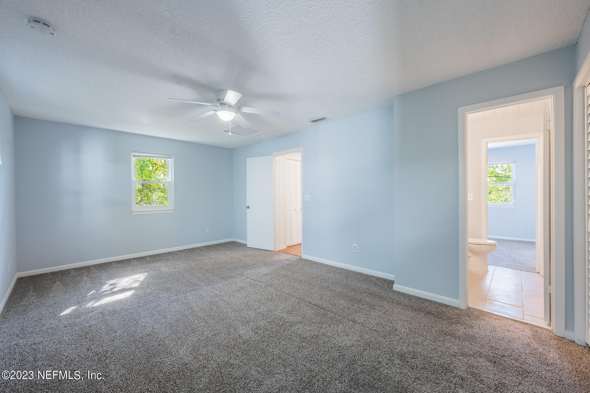 597 STURDIVANT Avenue