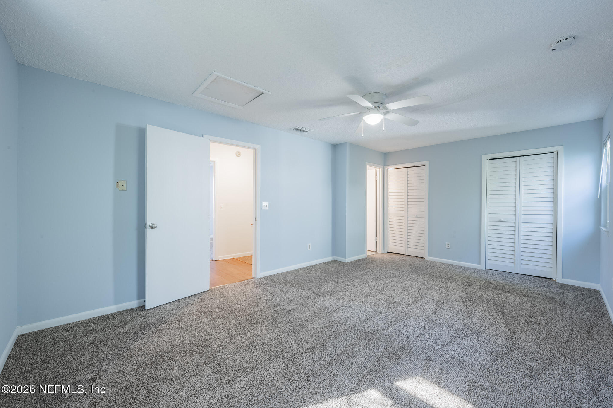 597 STURDIVANT Avenue