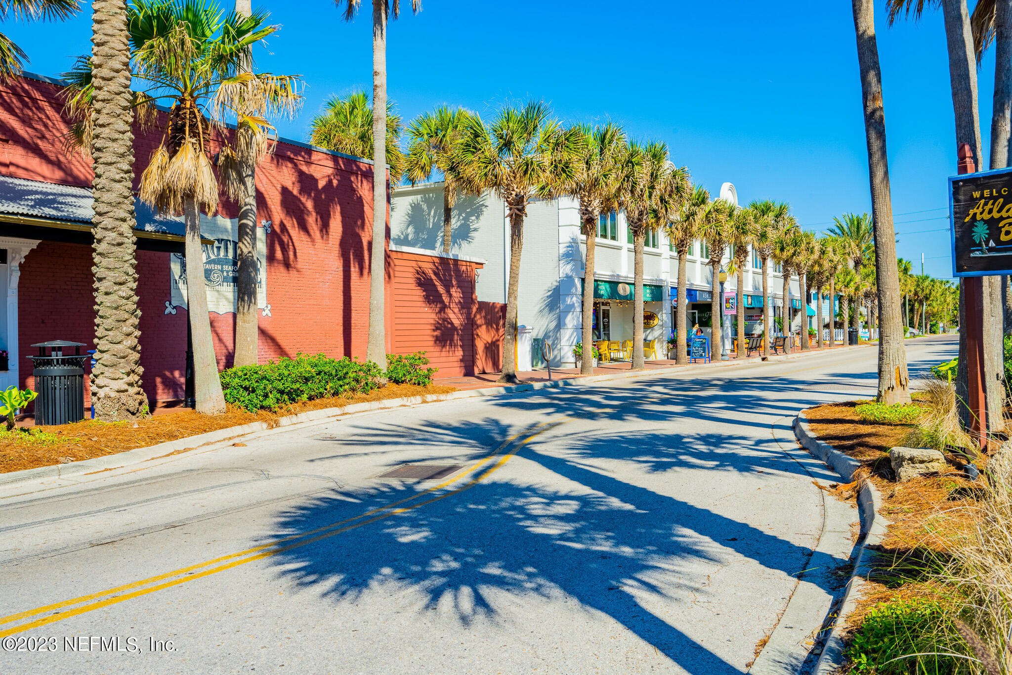 597 STURDIVANT Avenue