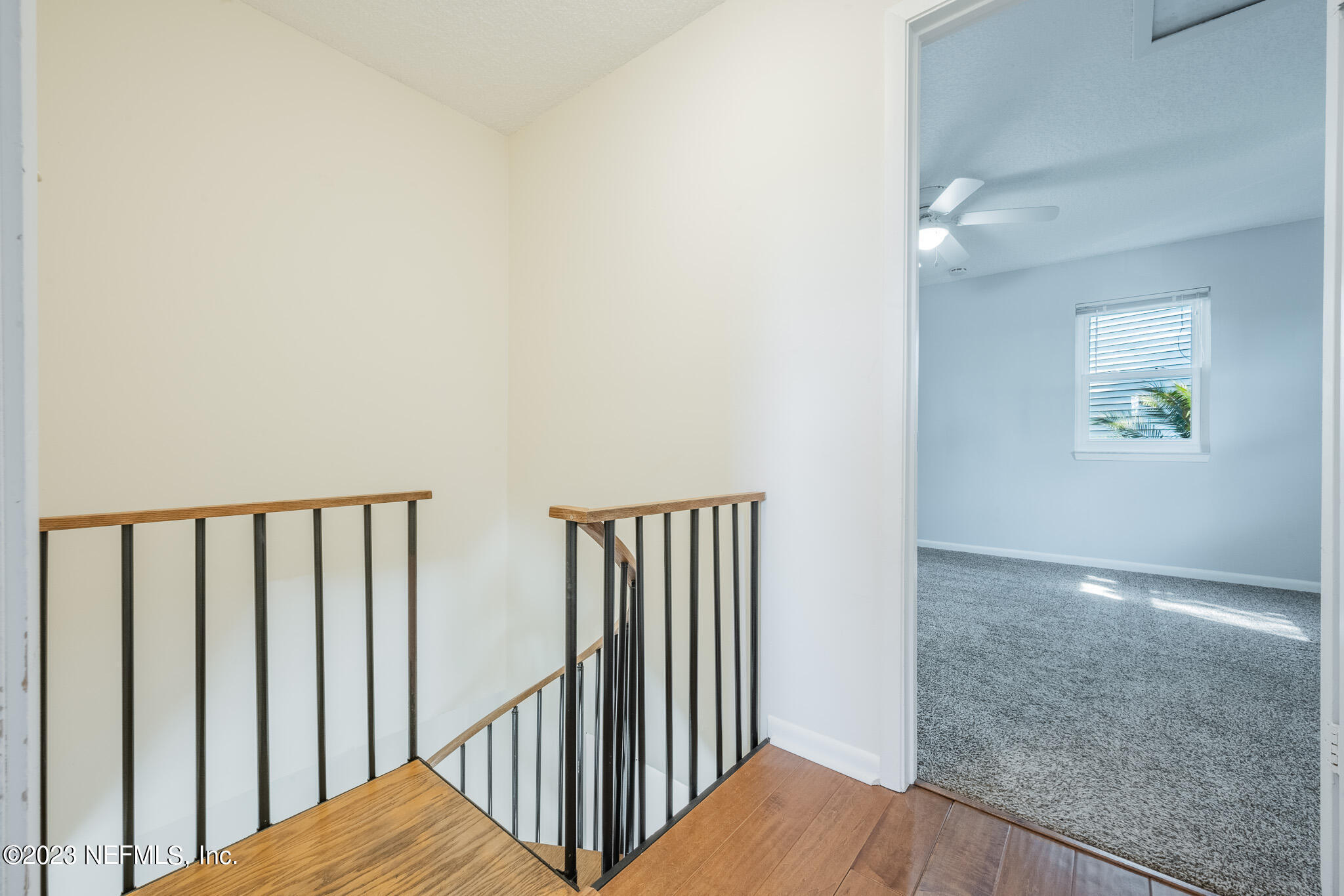 597 STURDIVANT Avenue