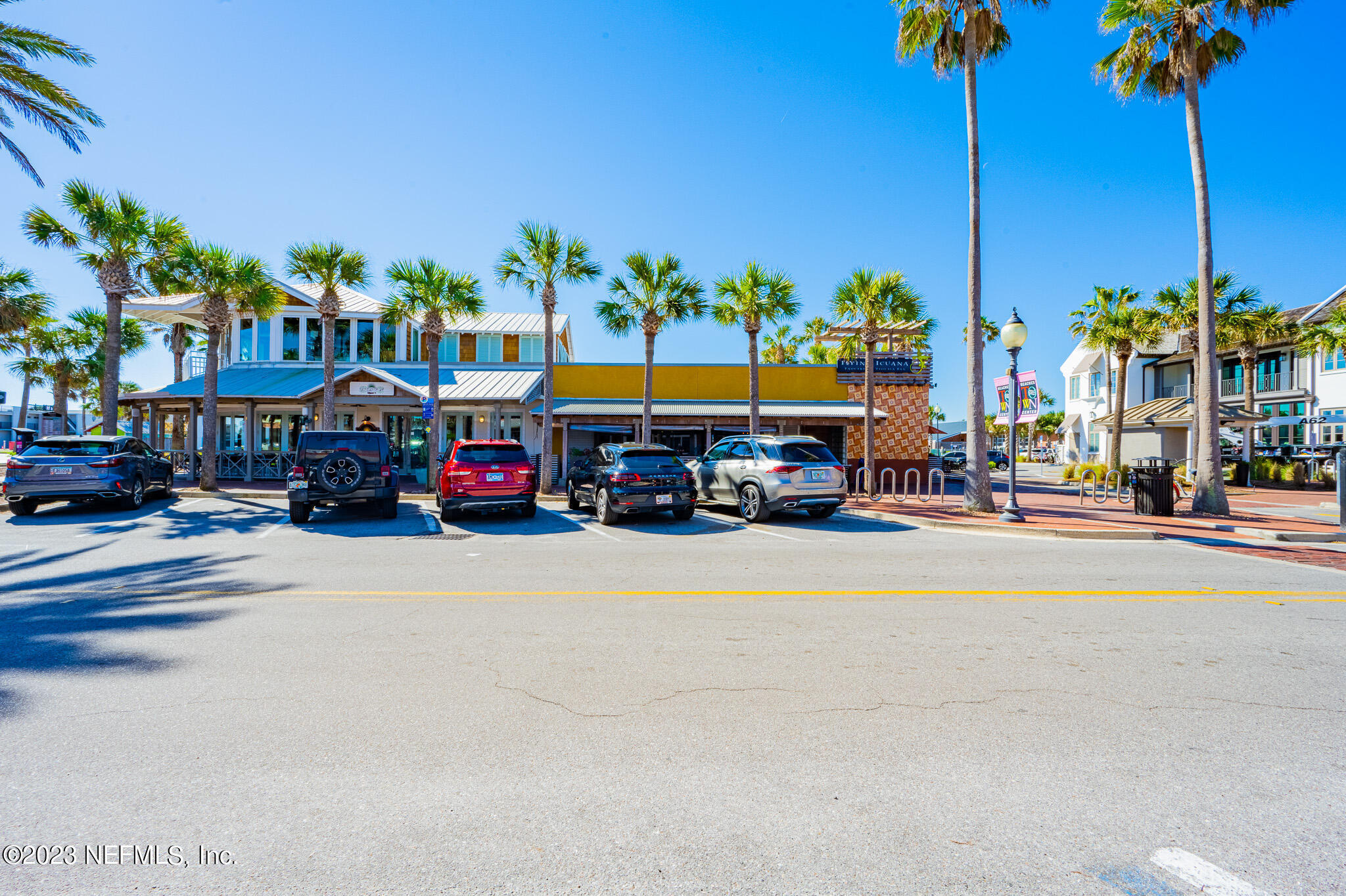 597 STURDIVANT Avenue