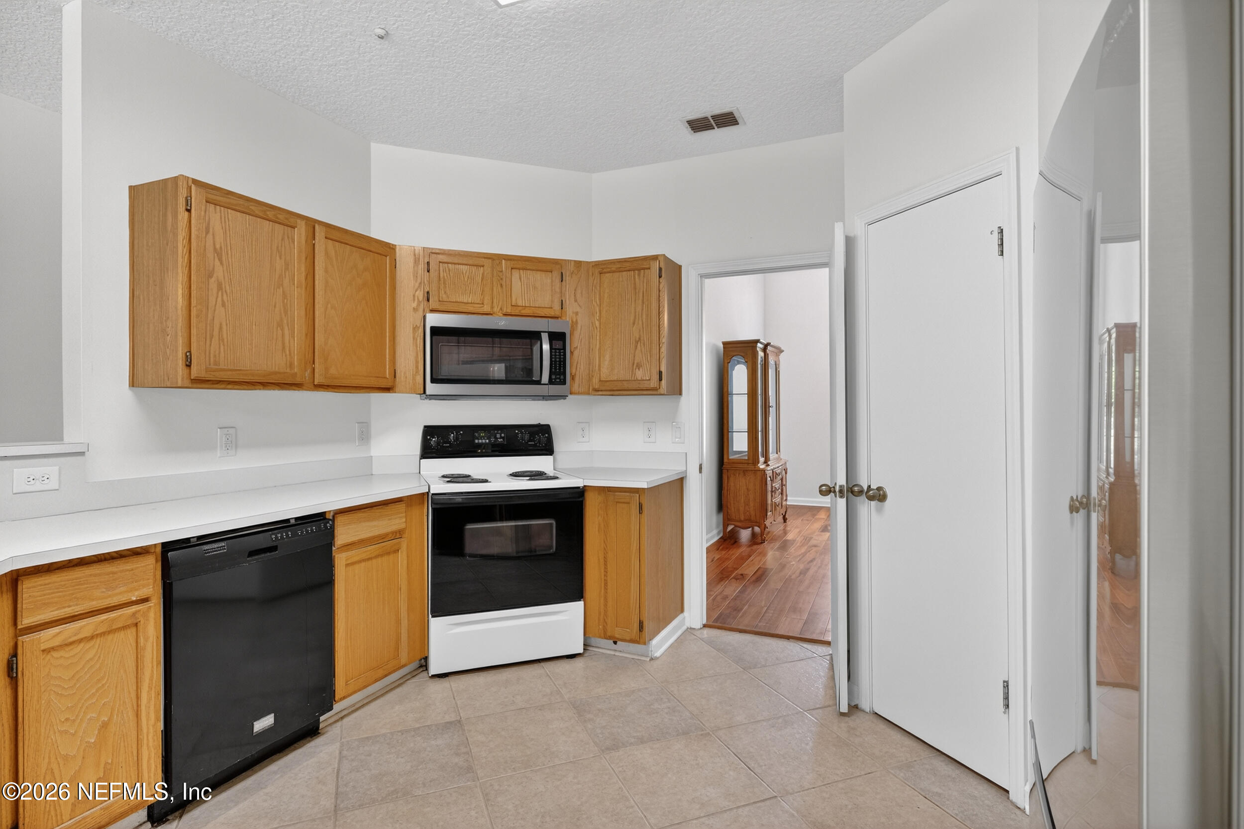 3831 SCHOENWALD Lane