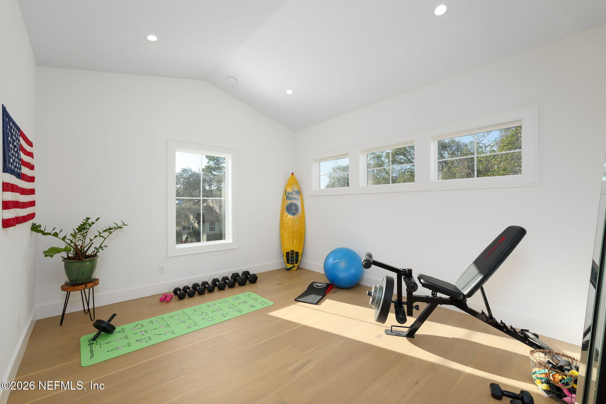 99 OCEAN COURSE Drive