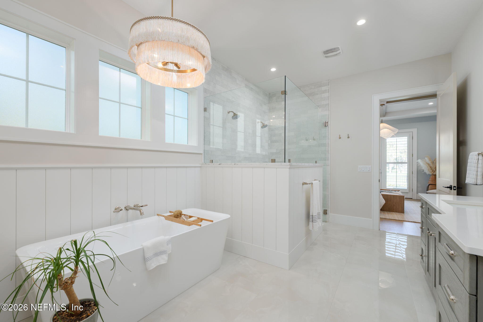 99 OCEAN COURSE Drive