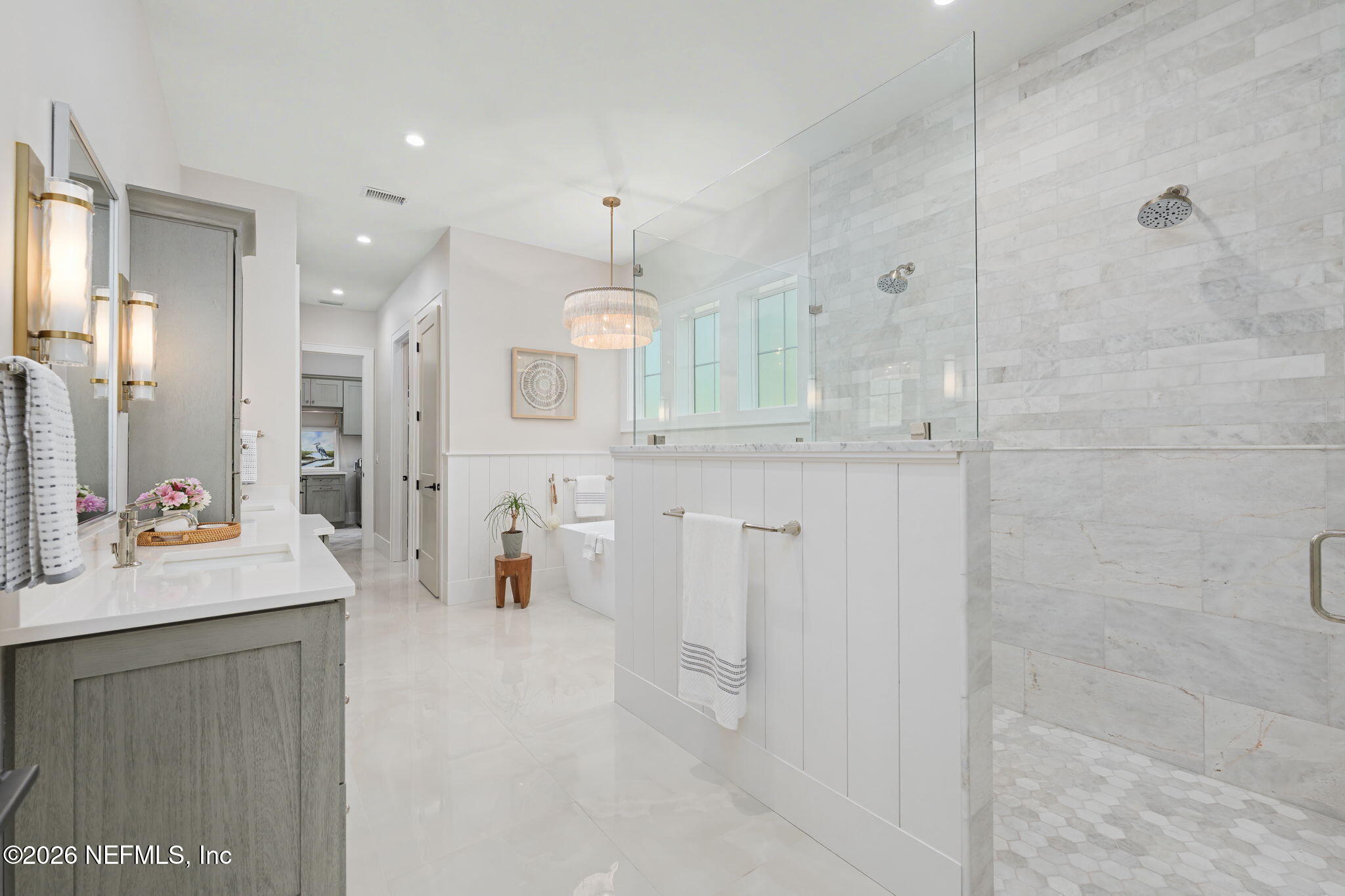 99 OCEAN COURSE Drive