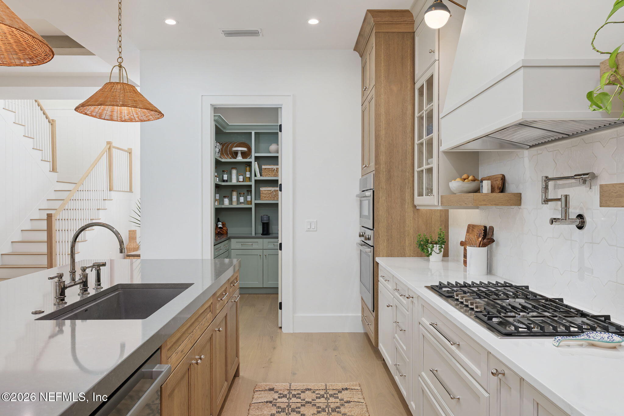 99 OCEAN COURSE Drive