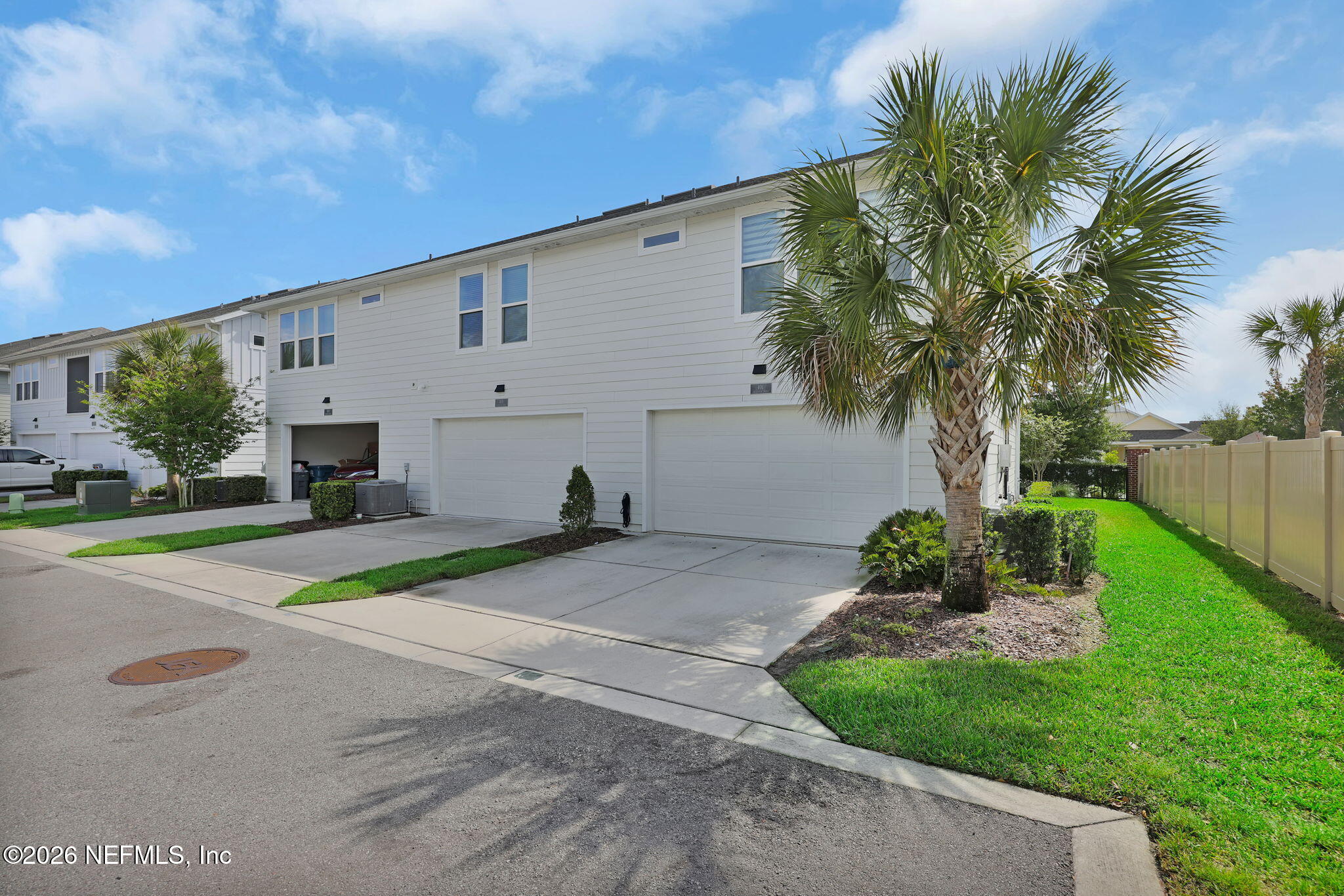 401 CRESTVIEW Drive