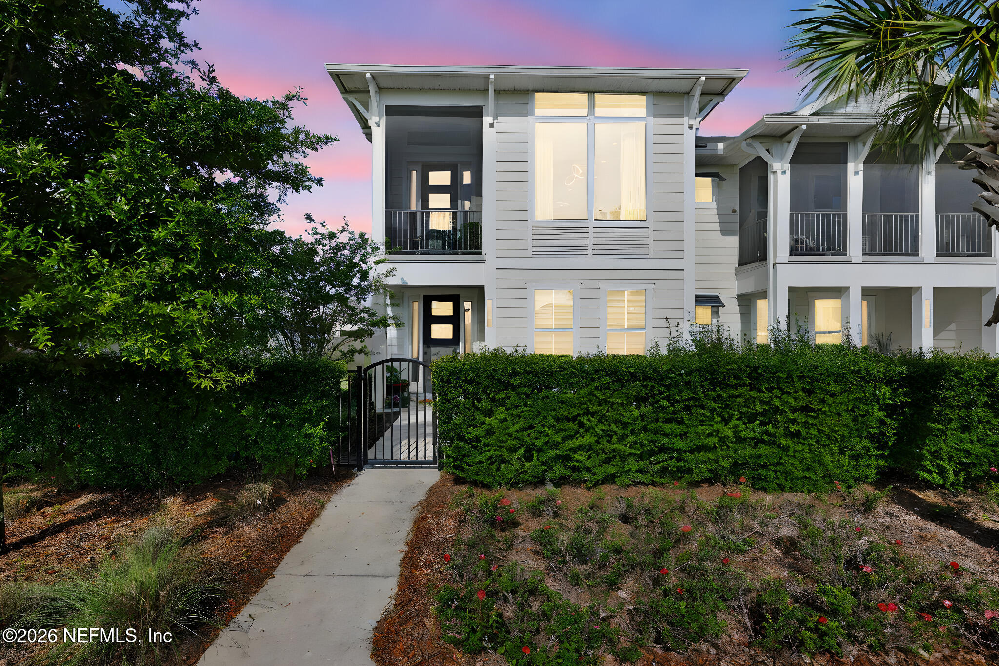 401 CRESTVIEW Drive
