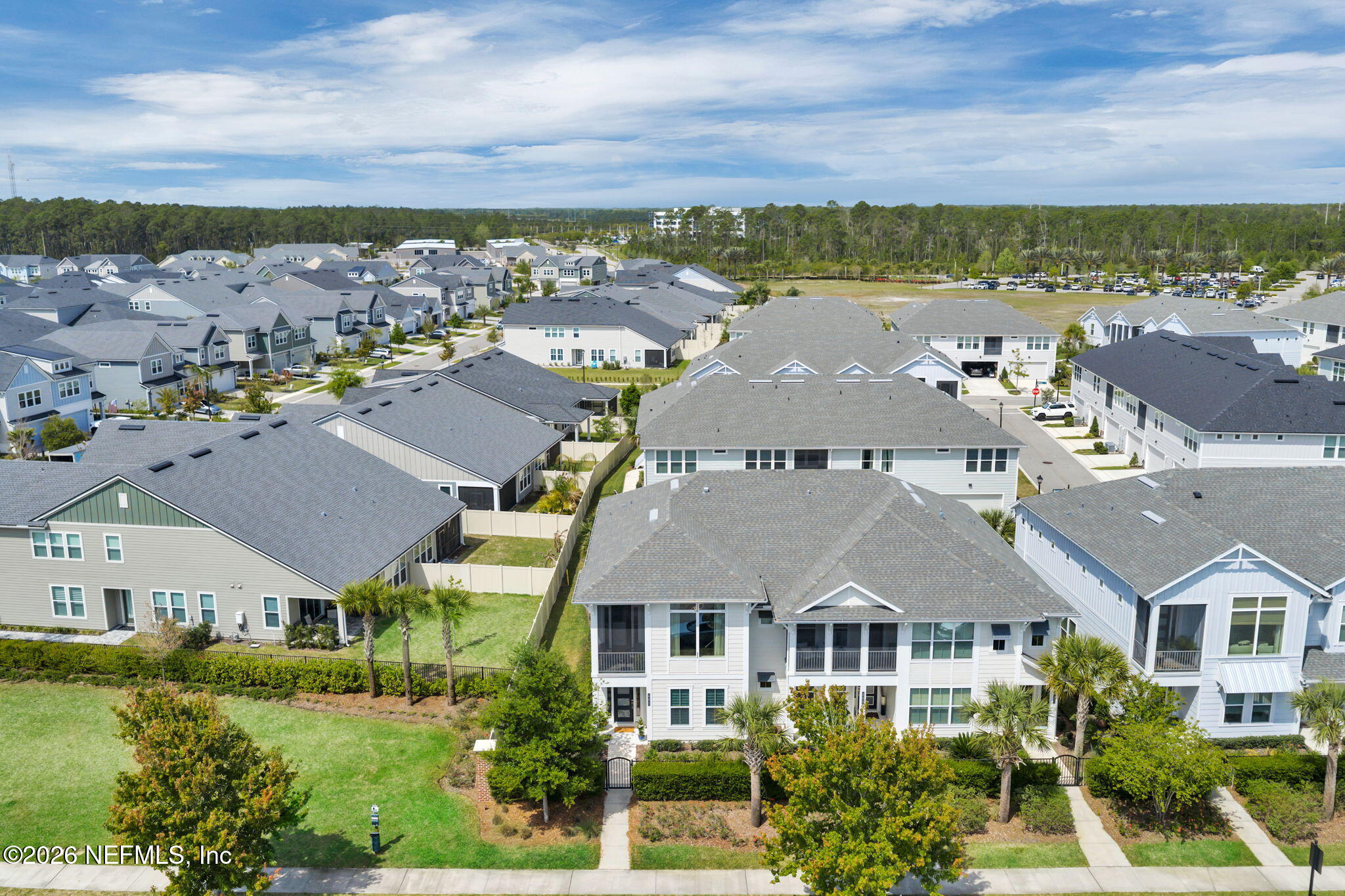 401 CRESTVIEW Drive