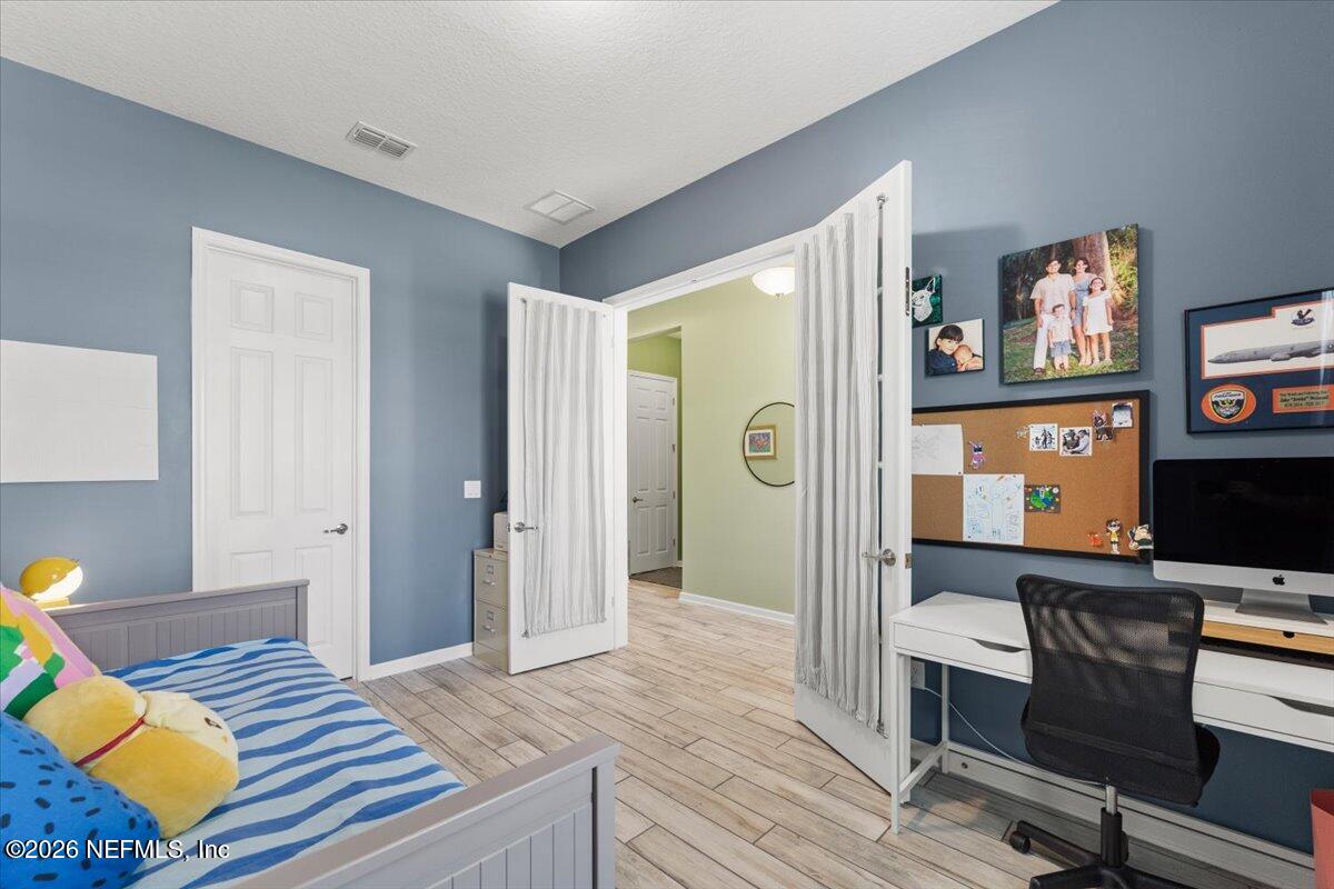 27 CLOVERBROOK Road, St. Johns