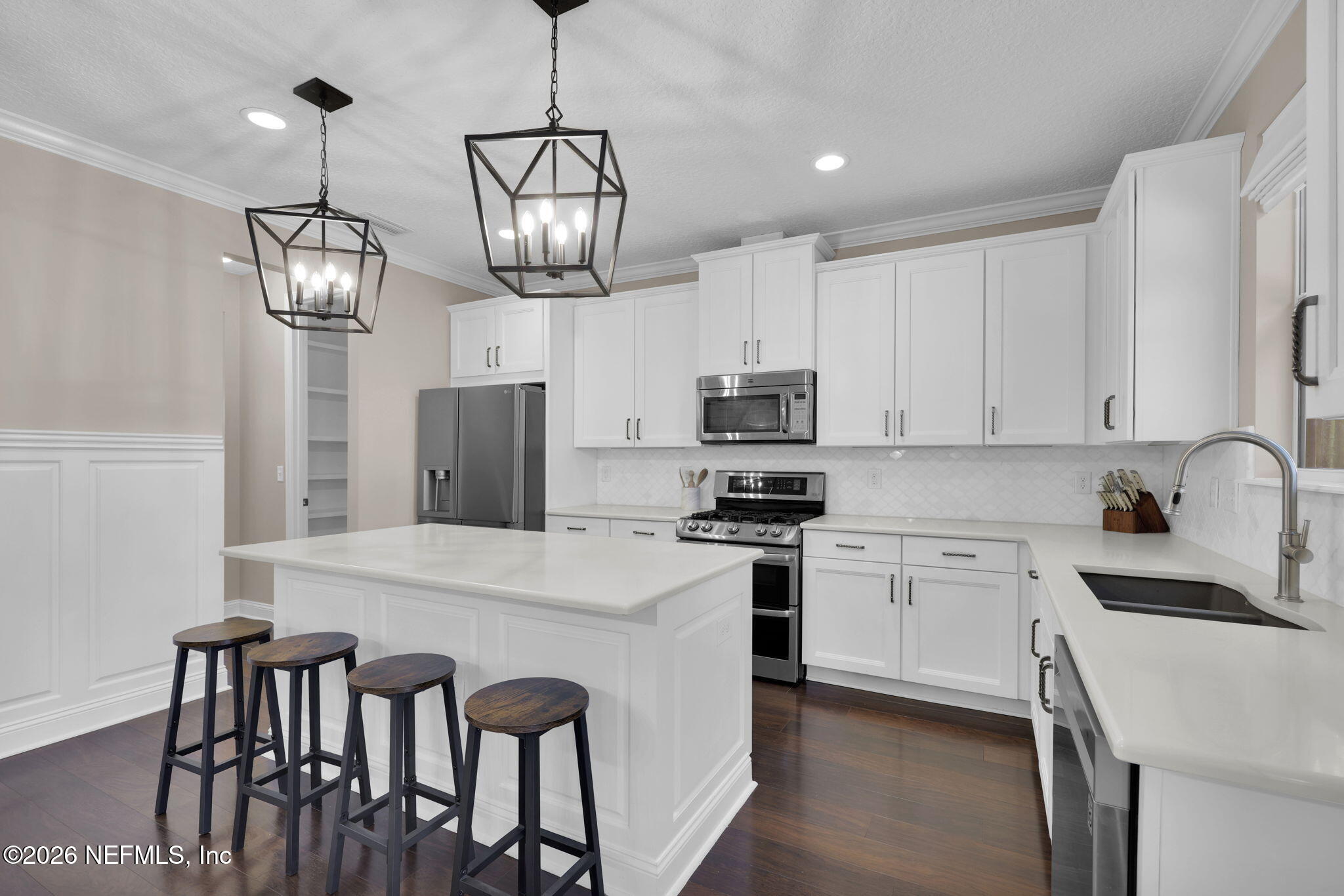 148 SCOTTSDALE Drive