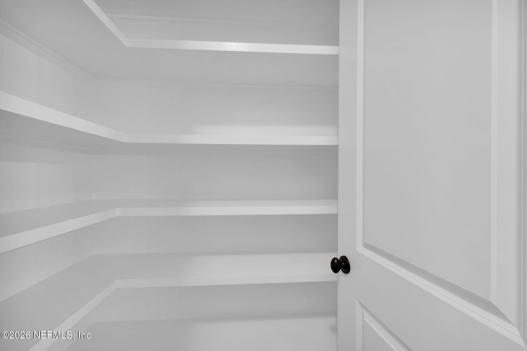 148 SCOTTSDALE Drive