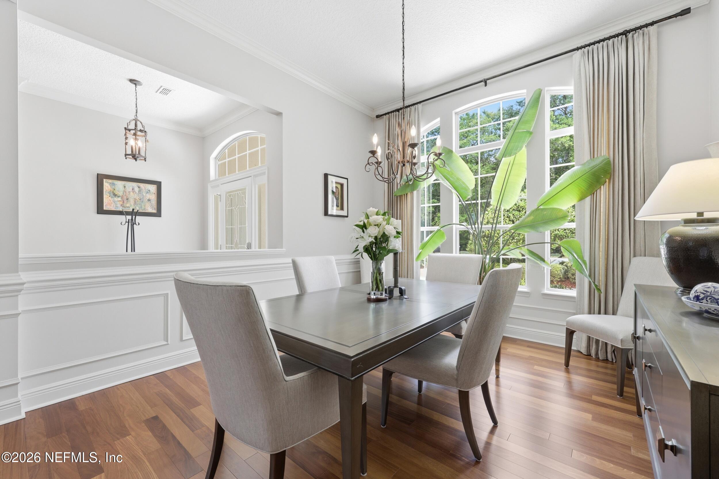 3158 COUNTRY CLUB Boulevard