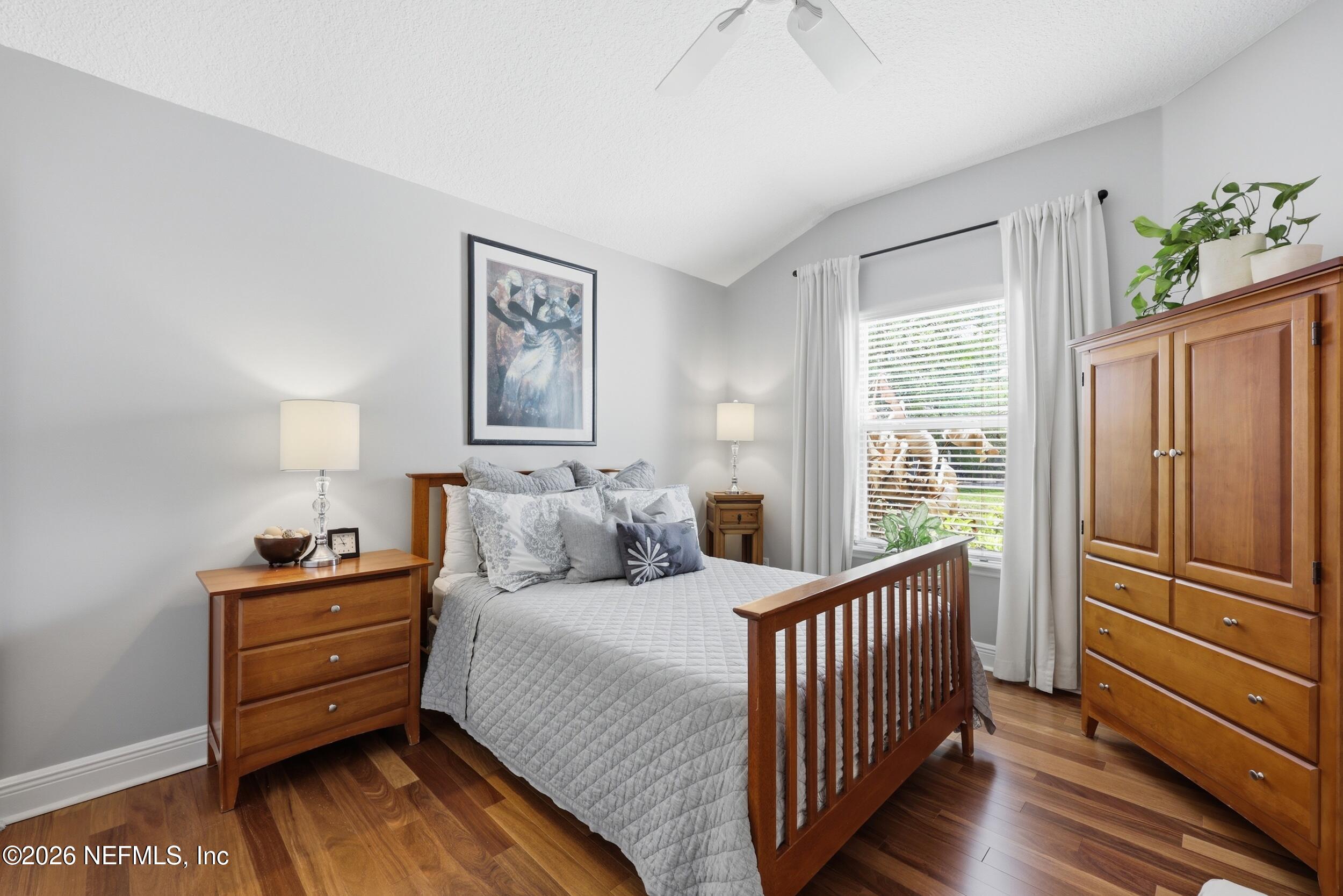 3158 COUNTRY CLUB Boulevard