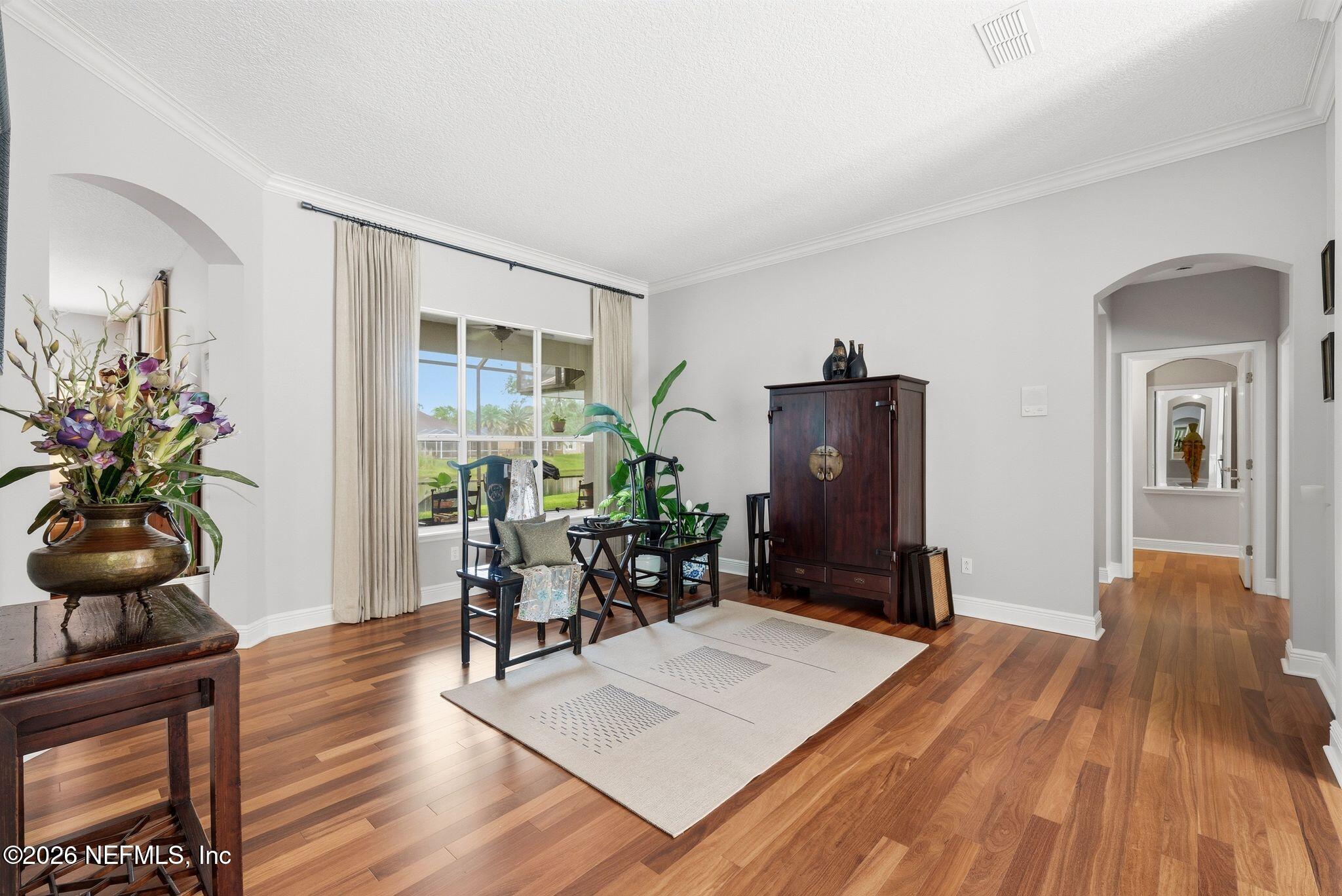 3158 COUNTRY CLUB Boulevard