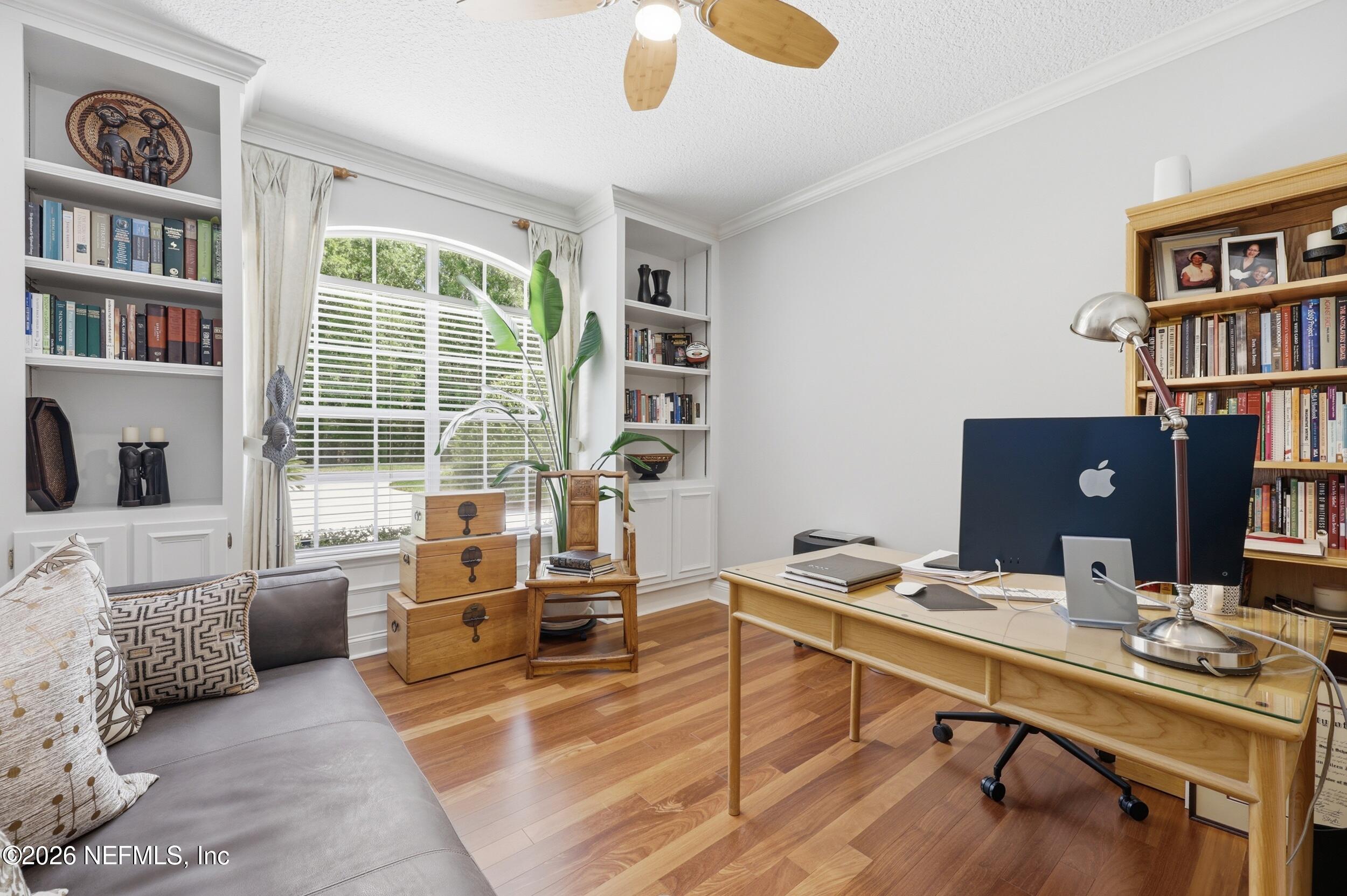 3158 COUNTRY CLUB Boulevard