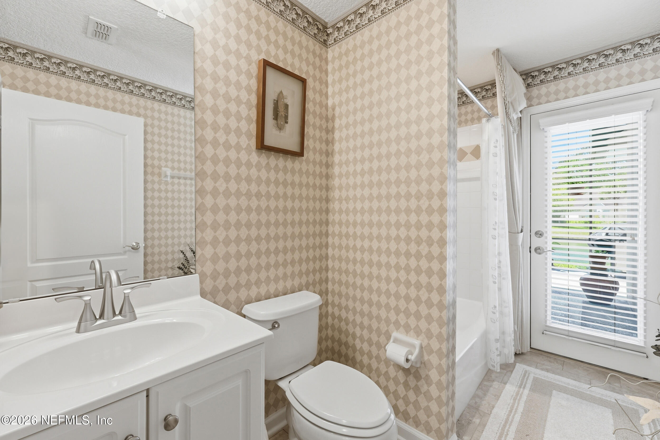 3158 COUNTRY CLUB Boulevard