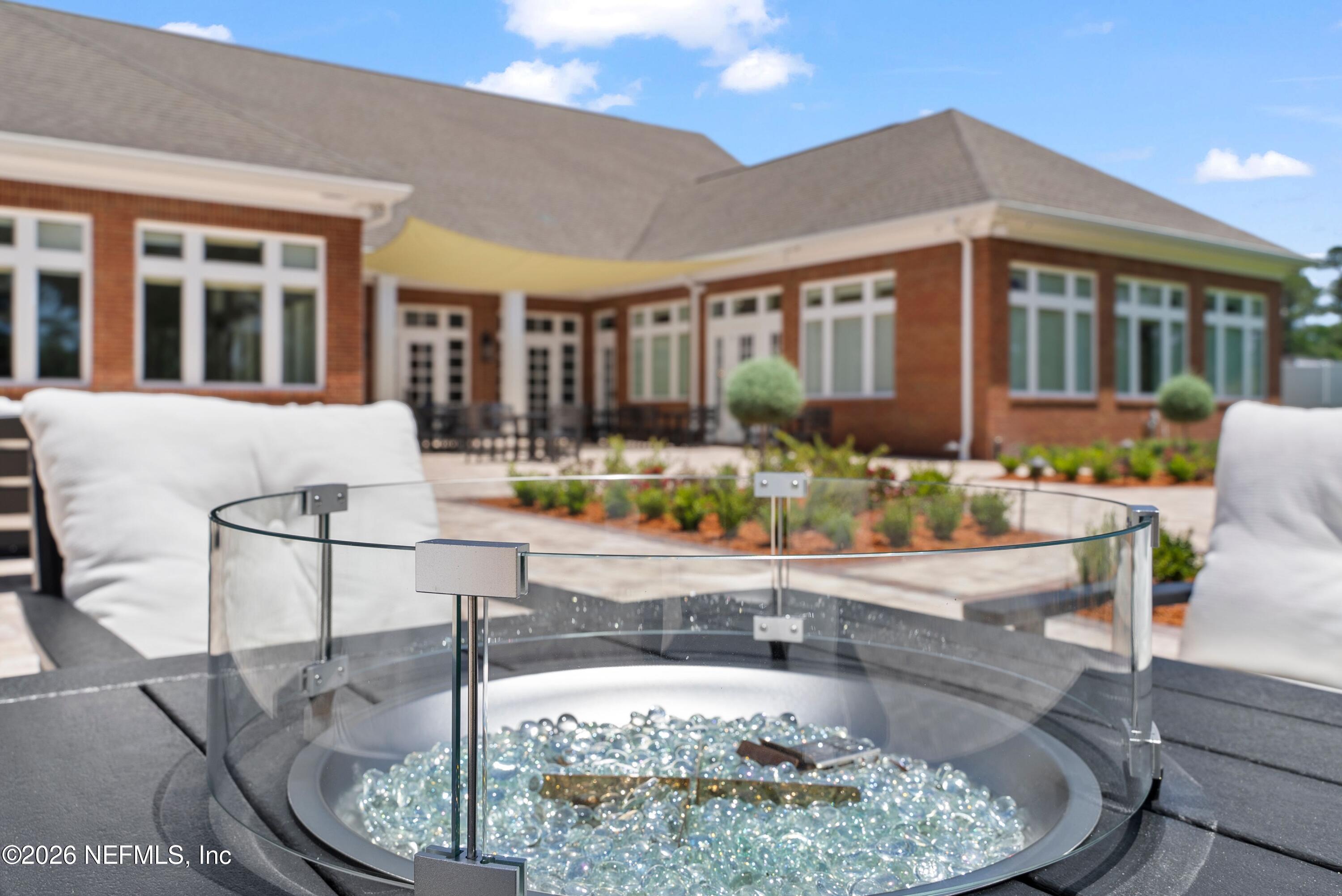 3158 COUNTRY CLUB Boulevard