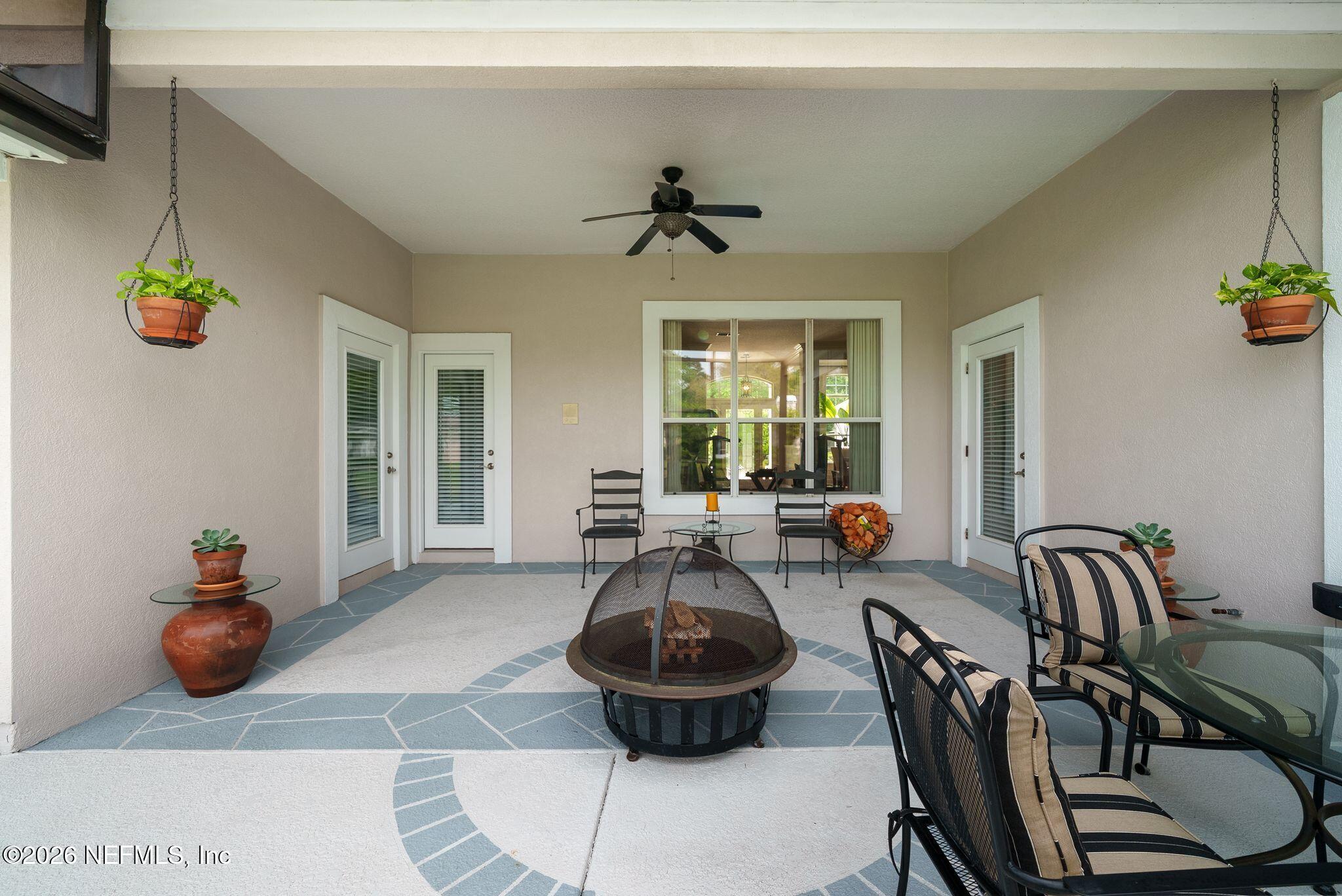 3158 COUNTRY CLUB Boulevard