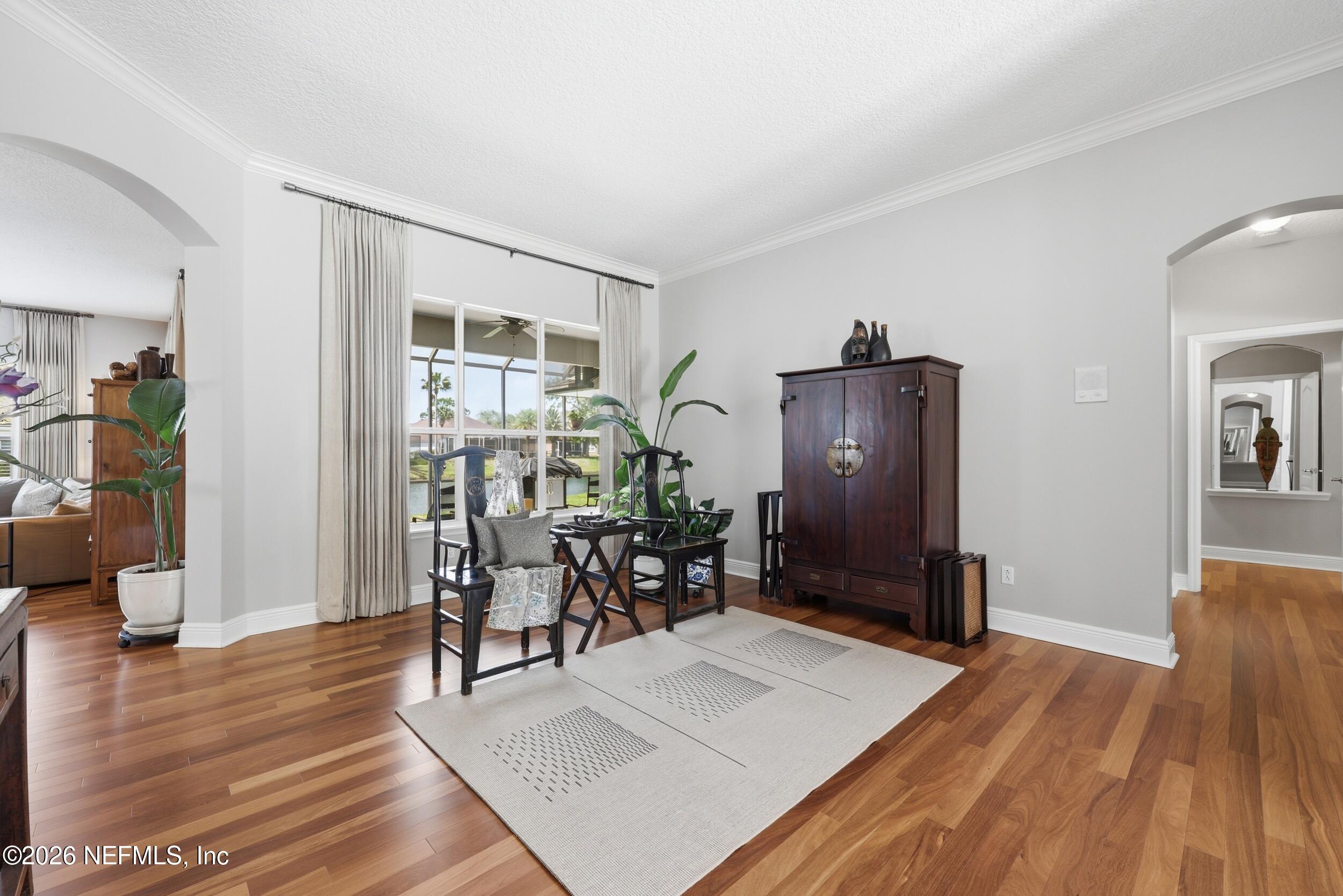 3158 COUNTRY CLUB Boulevard