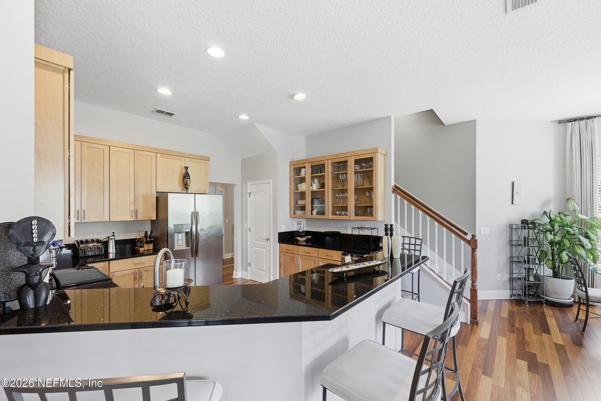 3158 COUNTRY CLUB Boulevard