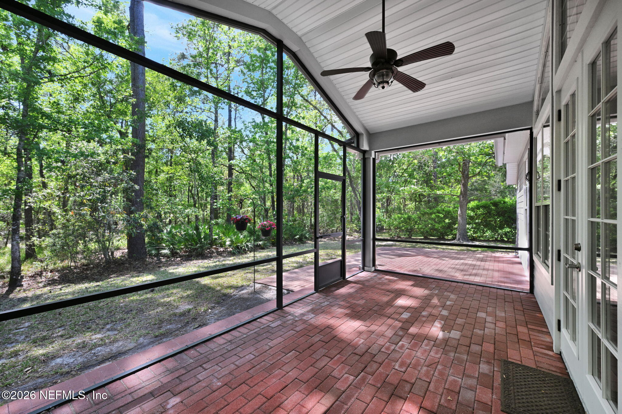 2380 COUNTRY SIDE Drive