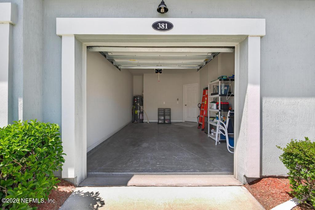 381 RICHMOND Drive, St. Johns