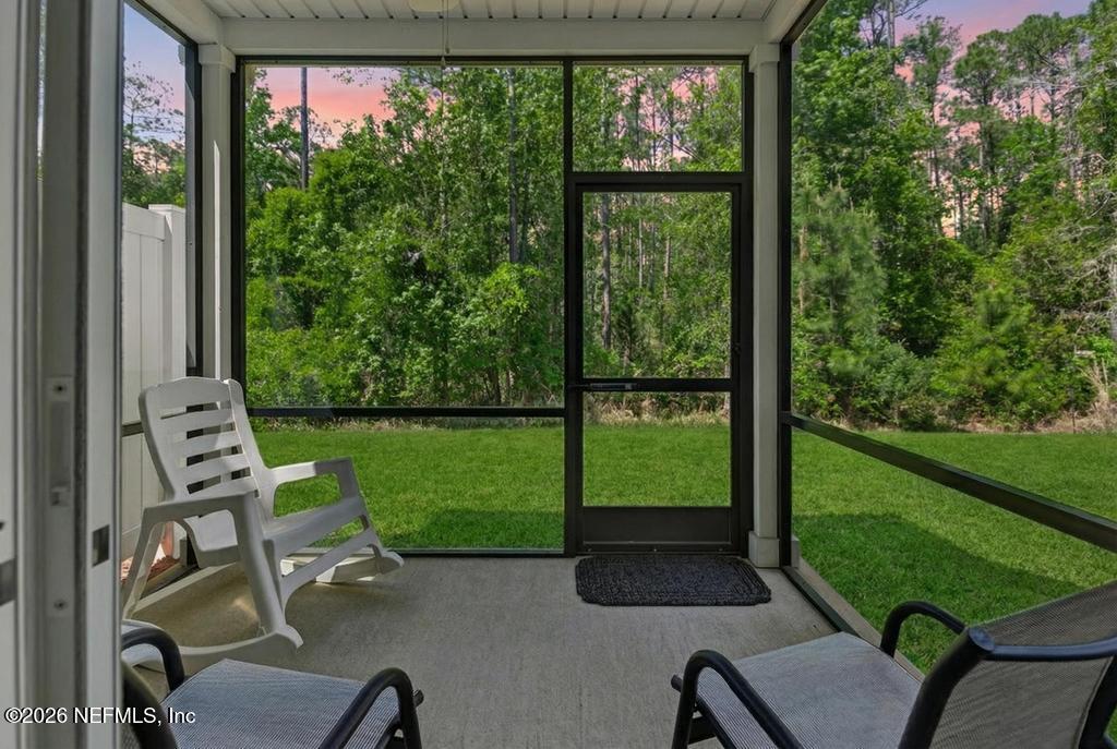 381 RICHMOND Drive, St. Johns