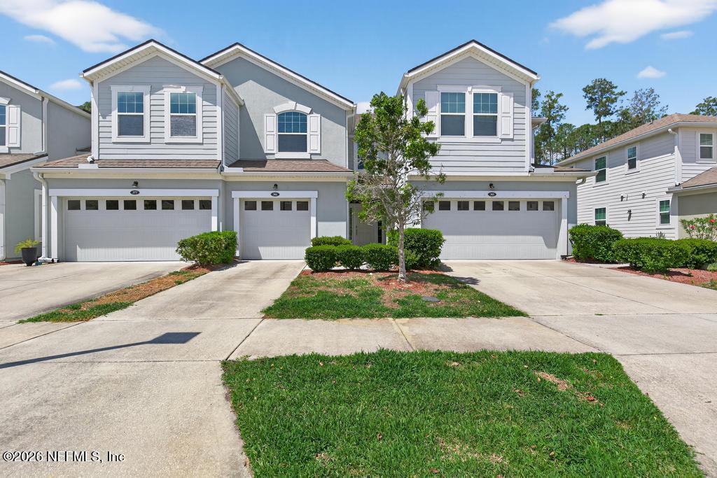 381 RICHMOND Drive, St. Johns
