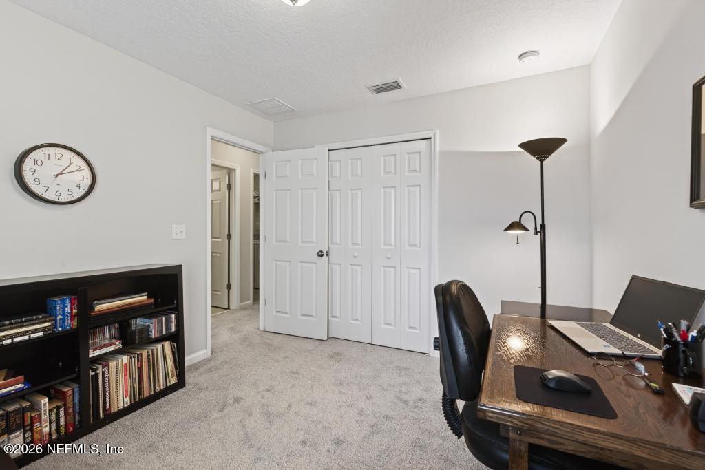 381 RICHMOND Drive, St. Johns