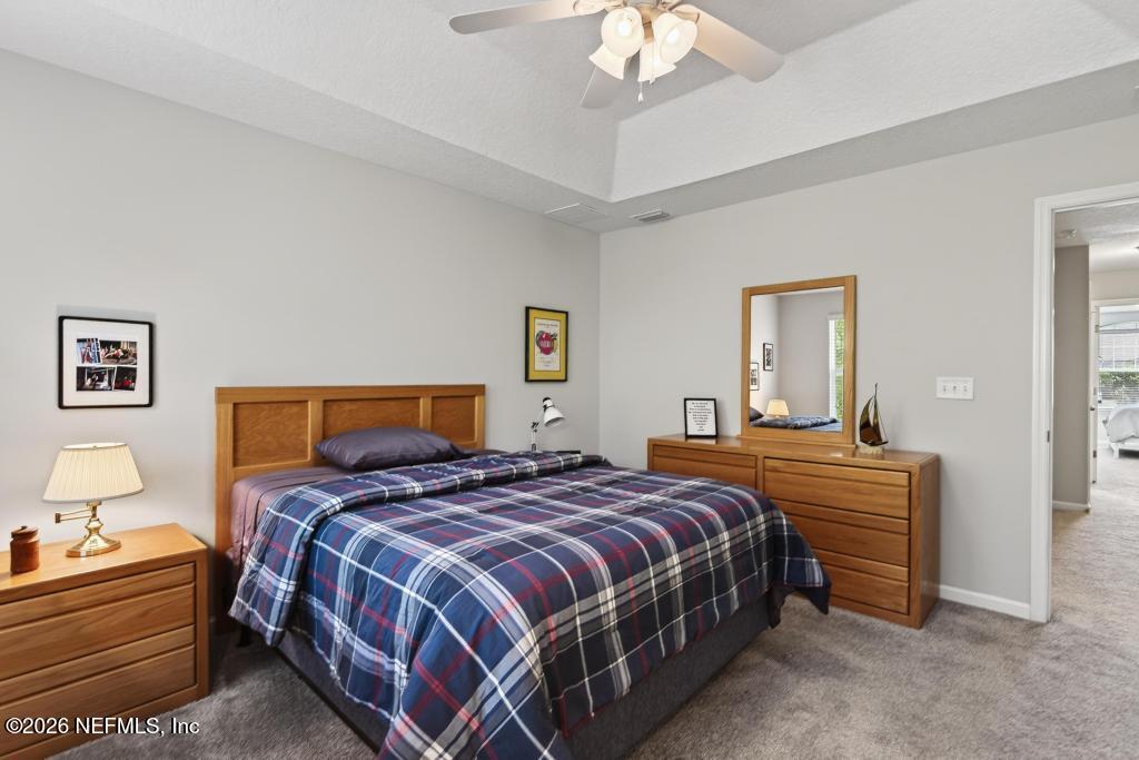 381 RICHMOND Drive, St. Johns