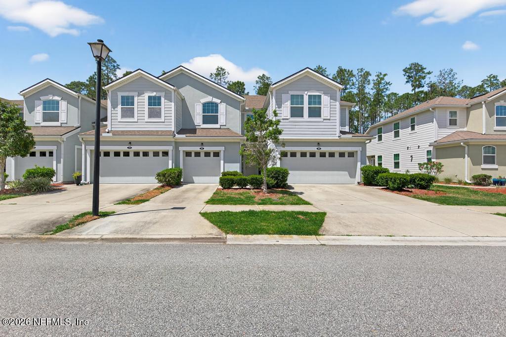 381 RICHMOND Drive, St. Johns