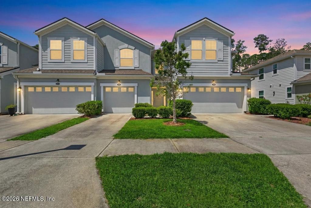 381 RICHMOND Drive, St. Johns