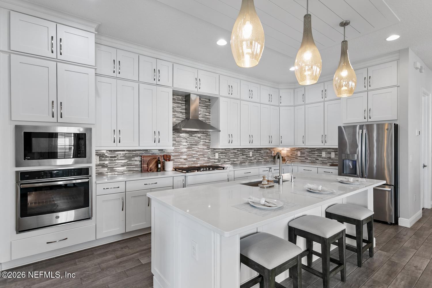 69 RUM RUNNER Way, St. Johns